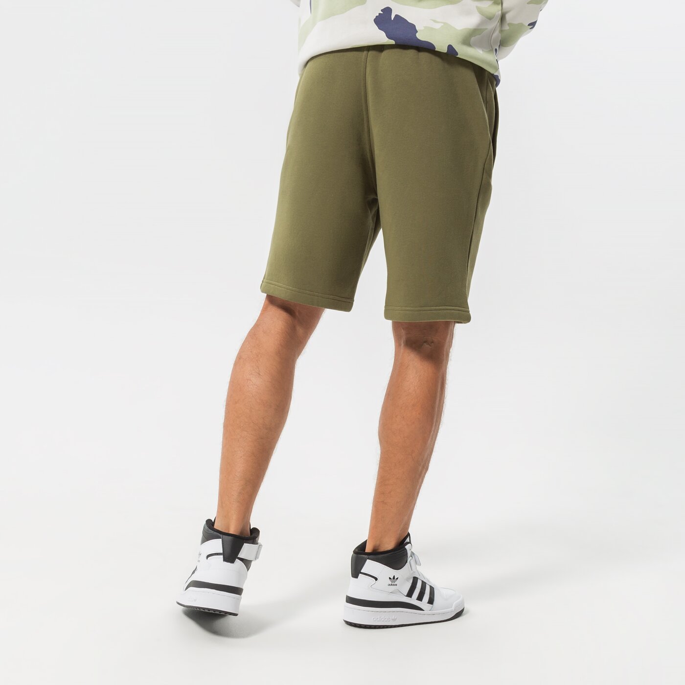 ADIDAS SZORTY ESSENTIAL SHORT H65677 kolor khaki Męskie Szorty