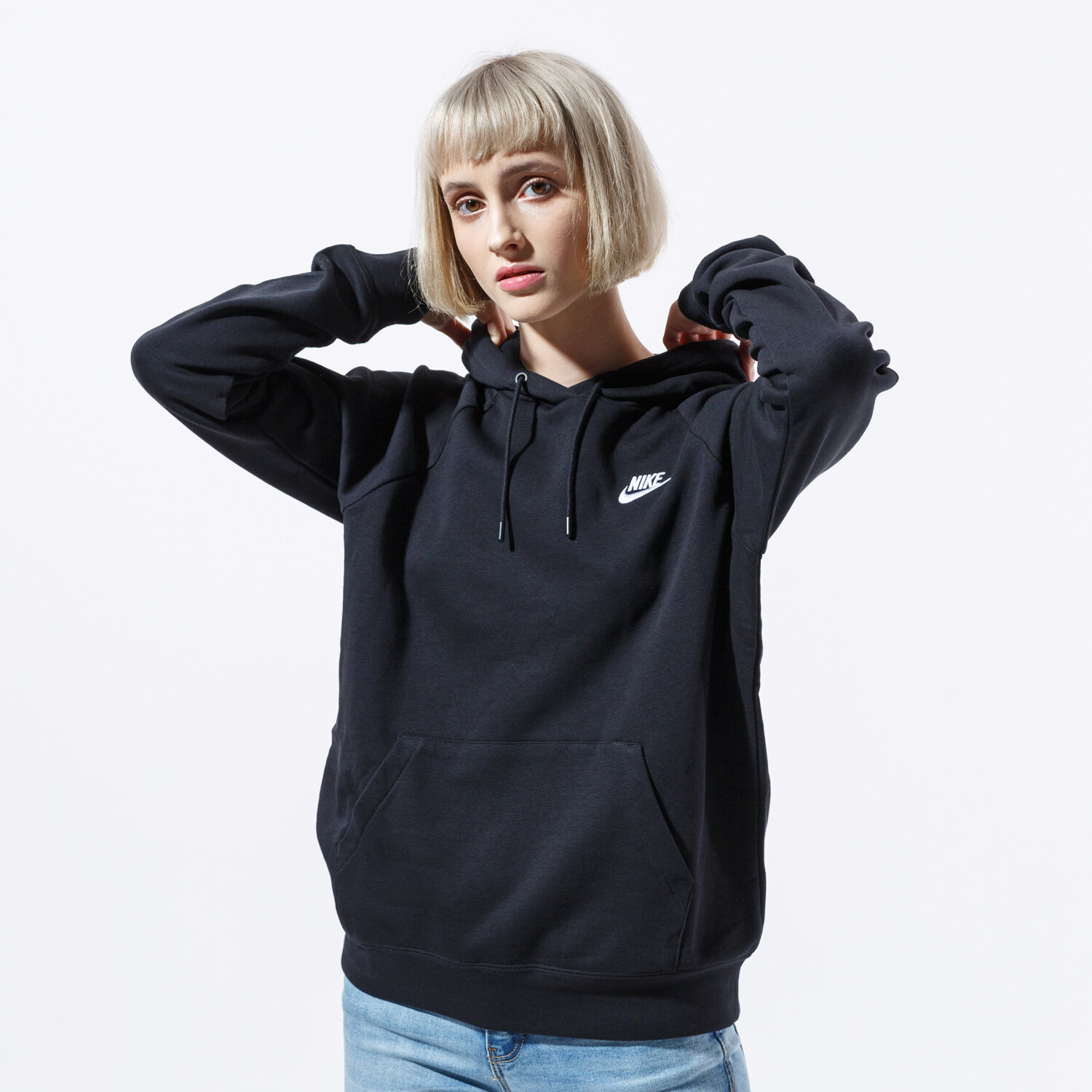 Bluza damska NIKE BLUZA Z KAPTUREM W NSW ESSNTL HOODIE PO FLC BV4124-010 CZARNY