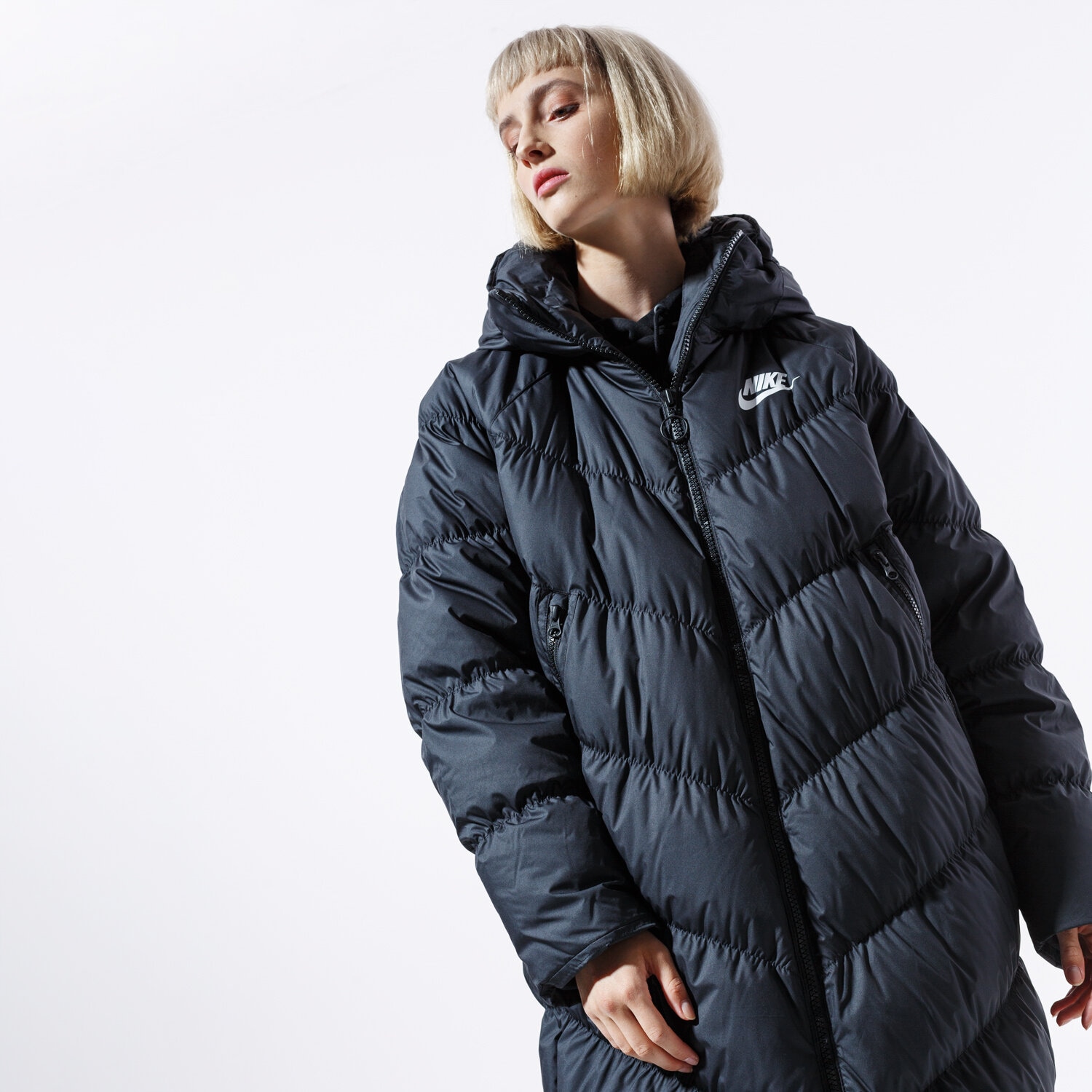 Kurtka zimowa damska NIKE KURTKA W NSW DWN FILL PARKA LONG STMT BV2881-010 CZARNY
