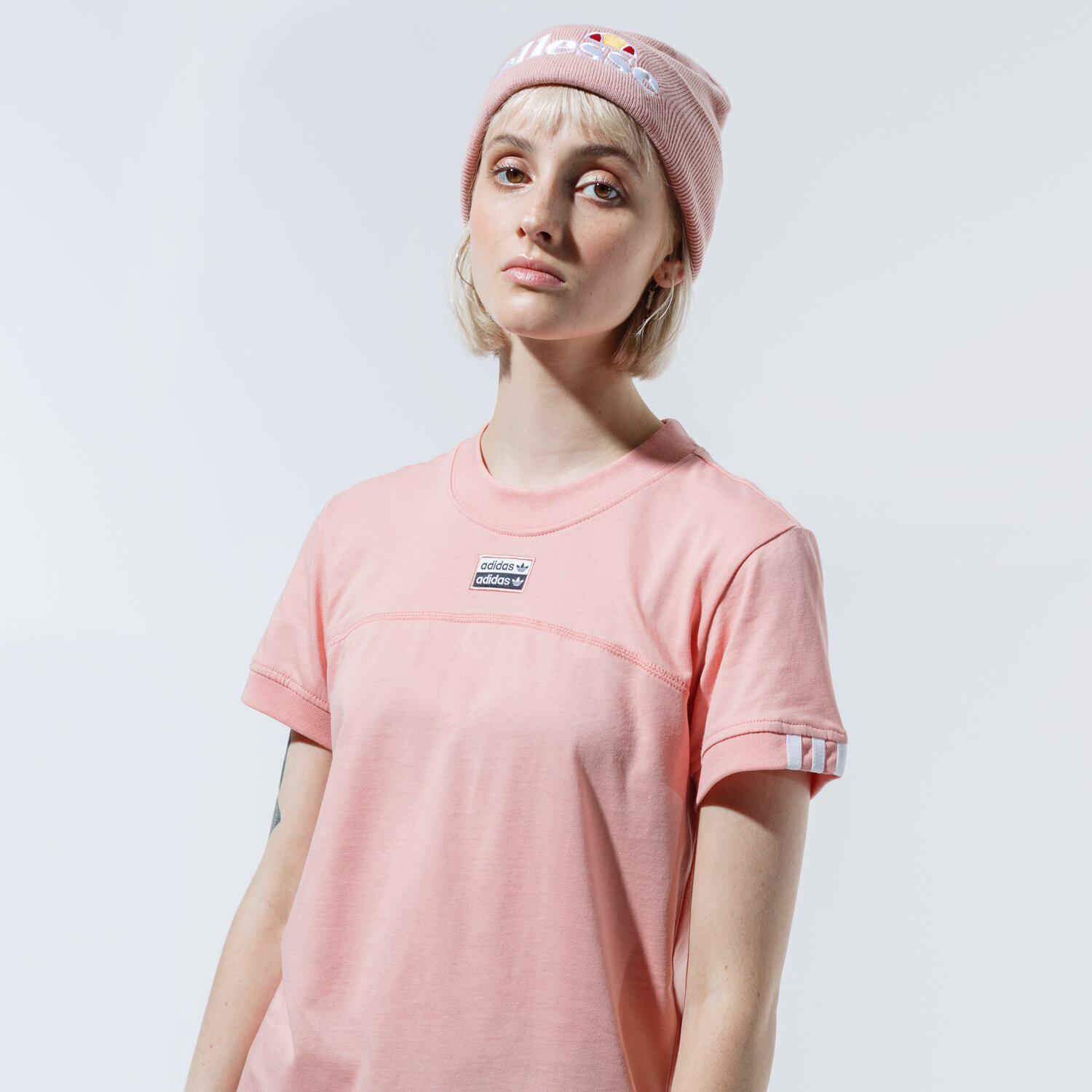 Koszulka, t-shirt damski ADIDAS T-SHIRT R.Y.V. TEE GD3806 RÓŻOWY