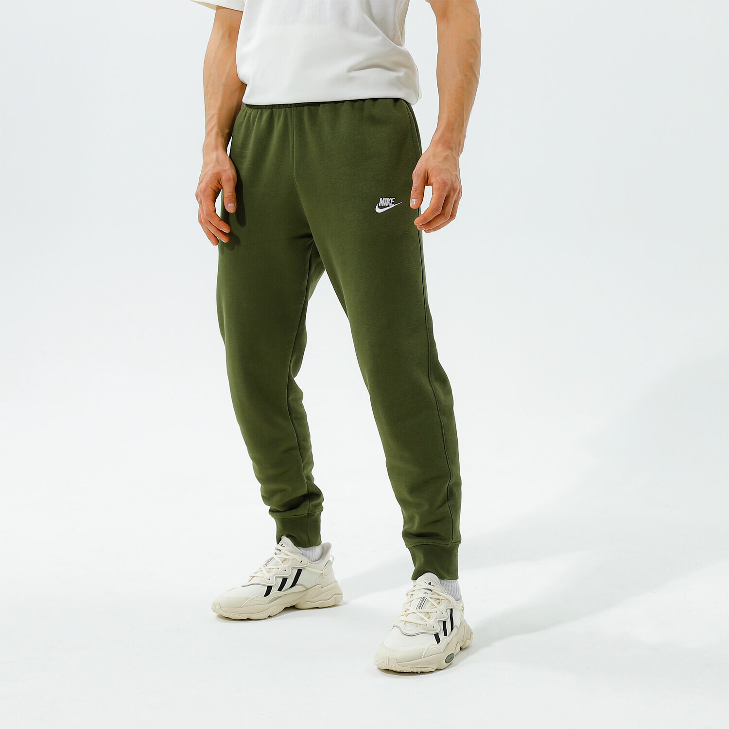 Spodnie sportowe męskie NIKE SPODNIE SPORTSWEAR CLUB FLEECE BV2671-327 KHAKI