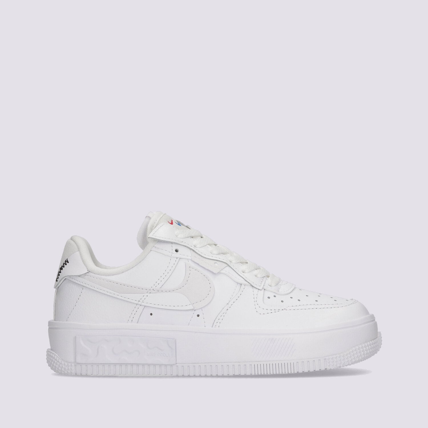 Buty sneakersy damskie NIKE AIR FORCE 1 FONTANKA DH1290-100 BIAŁY