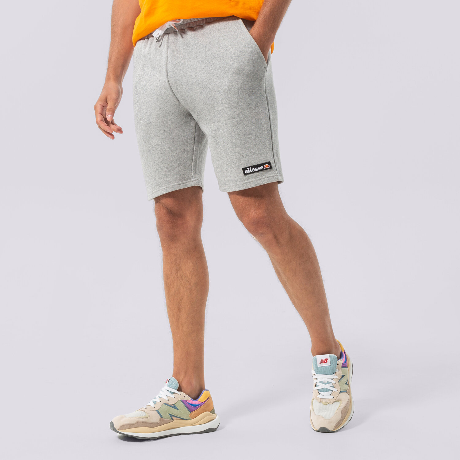 Krótkie spodenki, szorty męskie ELLESSE SZORTY ALLED SHORT GREY MARL SMG17112112 SZARY