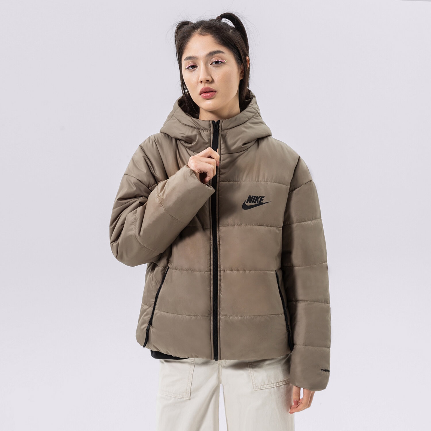 Kurtka zimowa damska NIKE KURTKA ZIMOWA W NSW SYN TF RPL HD JKT DX1797-351 SZARY