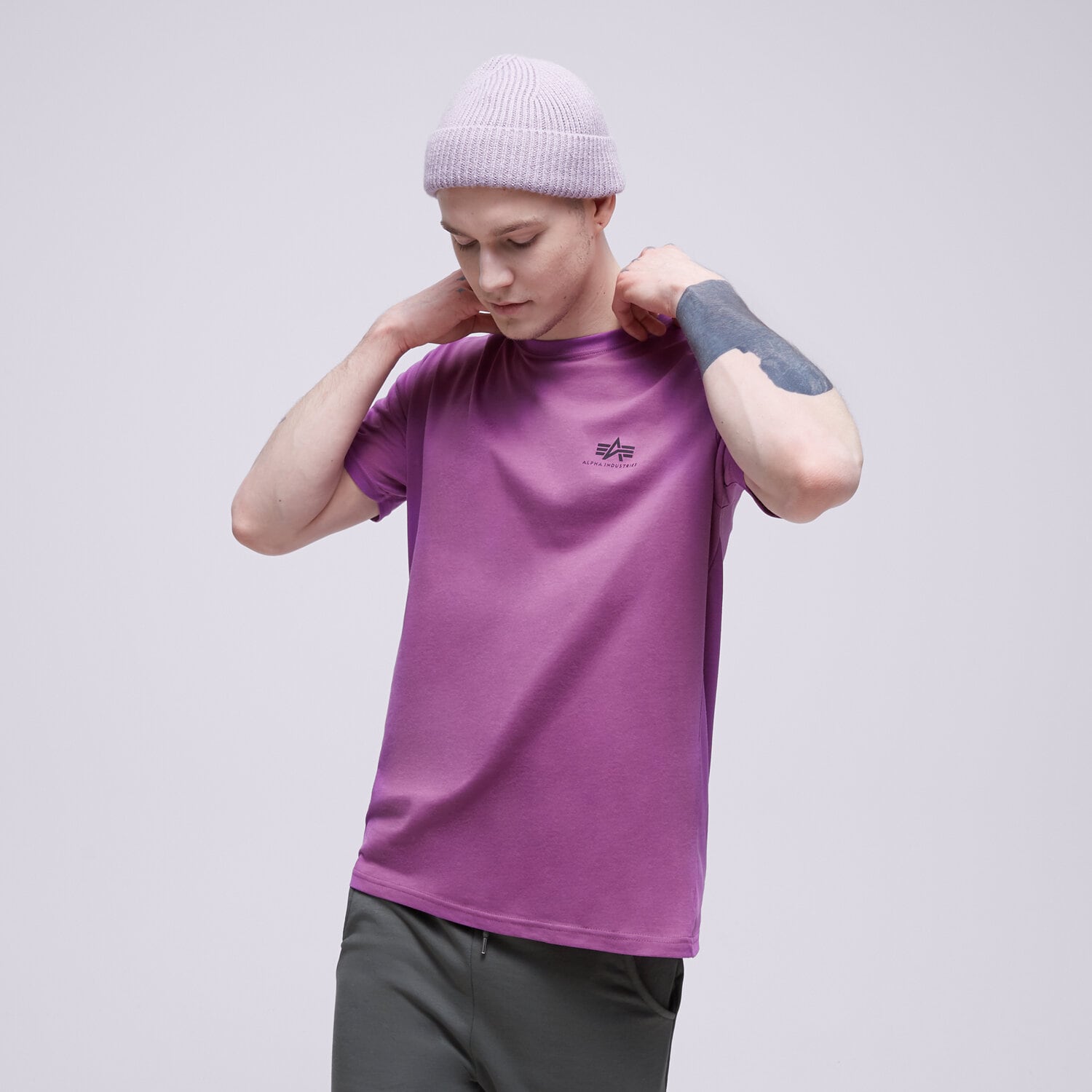 Koszulka, t-shirt sportowy męski ALPHA INDUSTRIES T-SHIRT BASIC T SMALL LOGO 188505677 FIOLETOWY