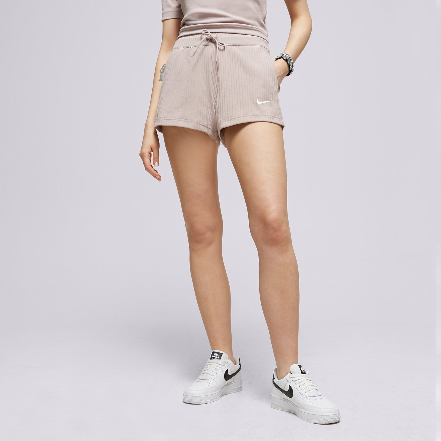 Krótkie spodenki, szorty damskie NIKE SZORTY W NSW RIB JRSY DV7862-272 BEŻOWY