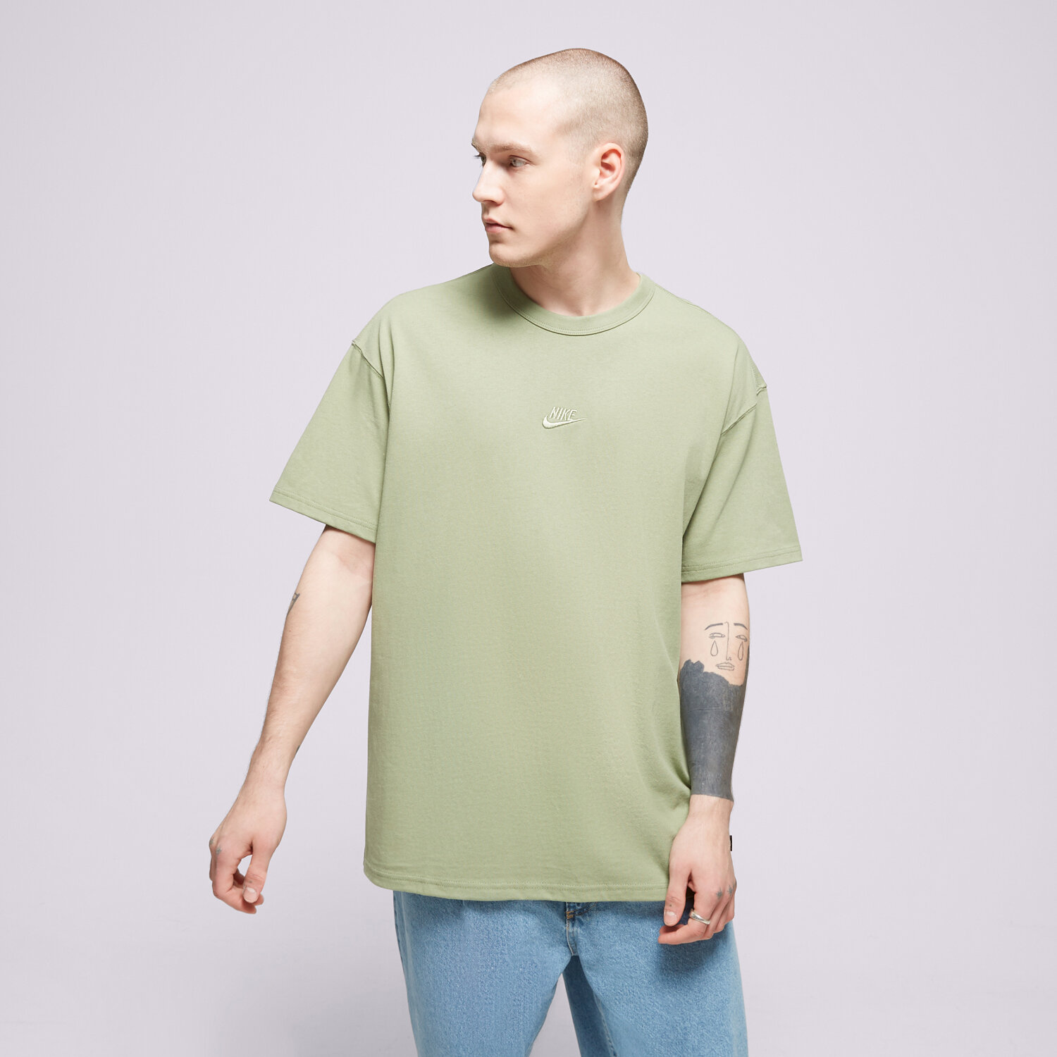 Koszulka, t-shirt sportowy męski NIKE T-SHIRT M NSW PREM ESSNTL SUST TEE DO7392-386 ZIELONY