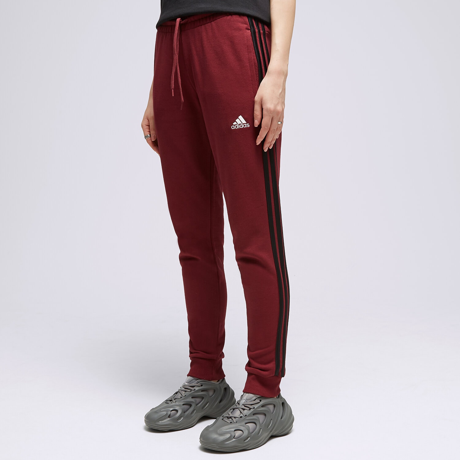 Spodnie sportowe damskie ADIDAS SPODNIE W 3S FT CF PT IL3420 BORDOWY