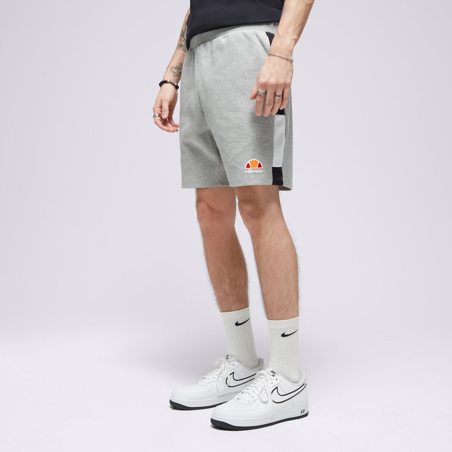 Krótkie spodenki, szorty męskie ELLESSE SZORTY FARNIA SHORT GREY MRL SXR17845112 SZARY