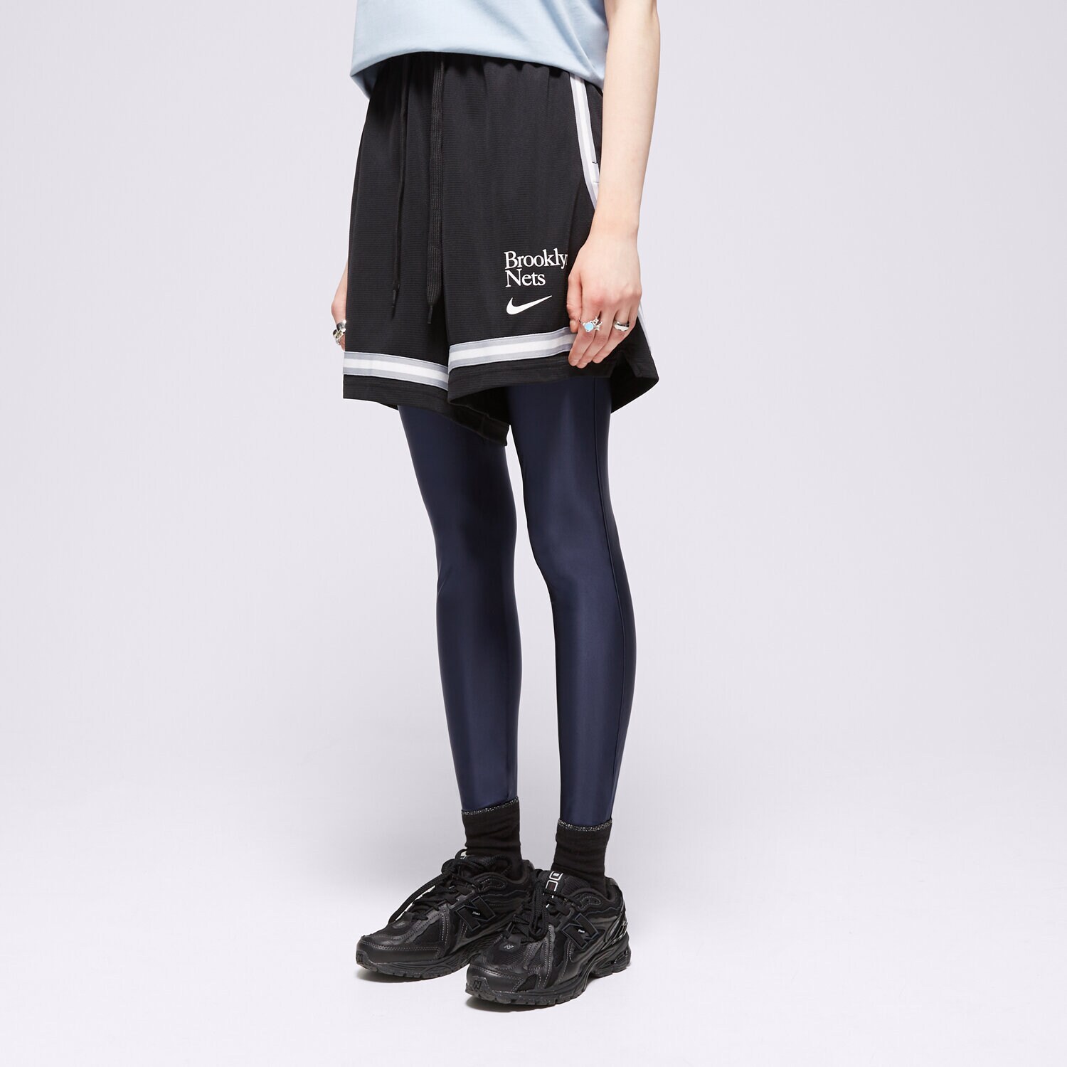 Krótkie spodenki, szorty damskie NIKE SZORTY BKN WNK DF FLY CRSSOVR SHR GX NBA FD8952-010 CZARNY