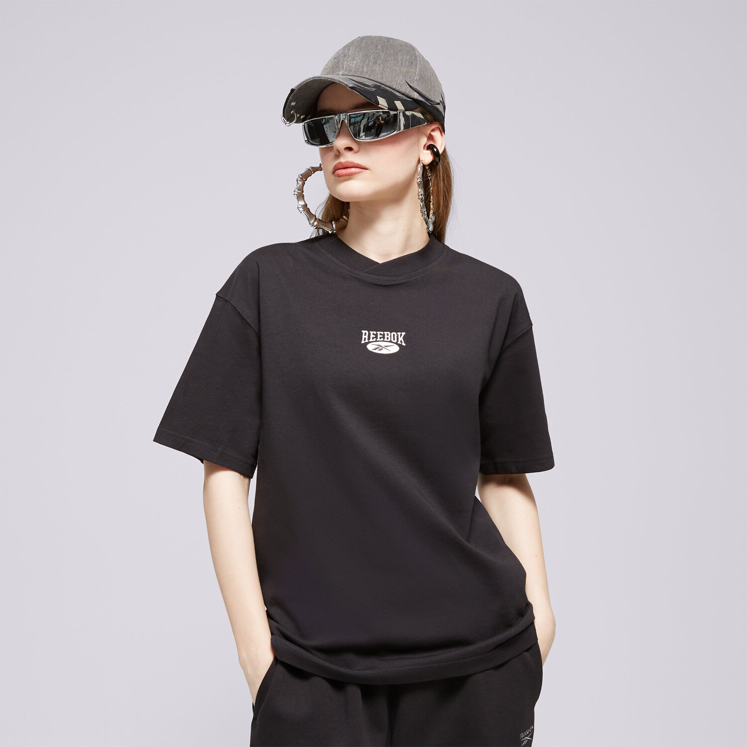Koszulka, t-shirt damski REEBOK T-SHIRT CL AE ARCHIVE SM LOGO TEE 100036332 CZARNY