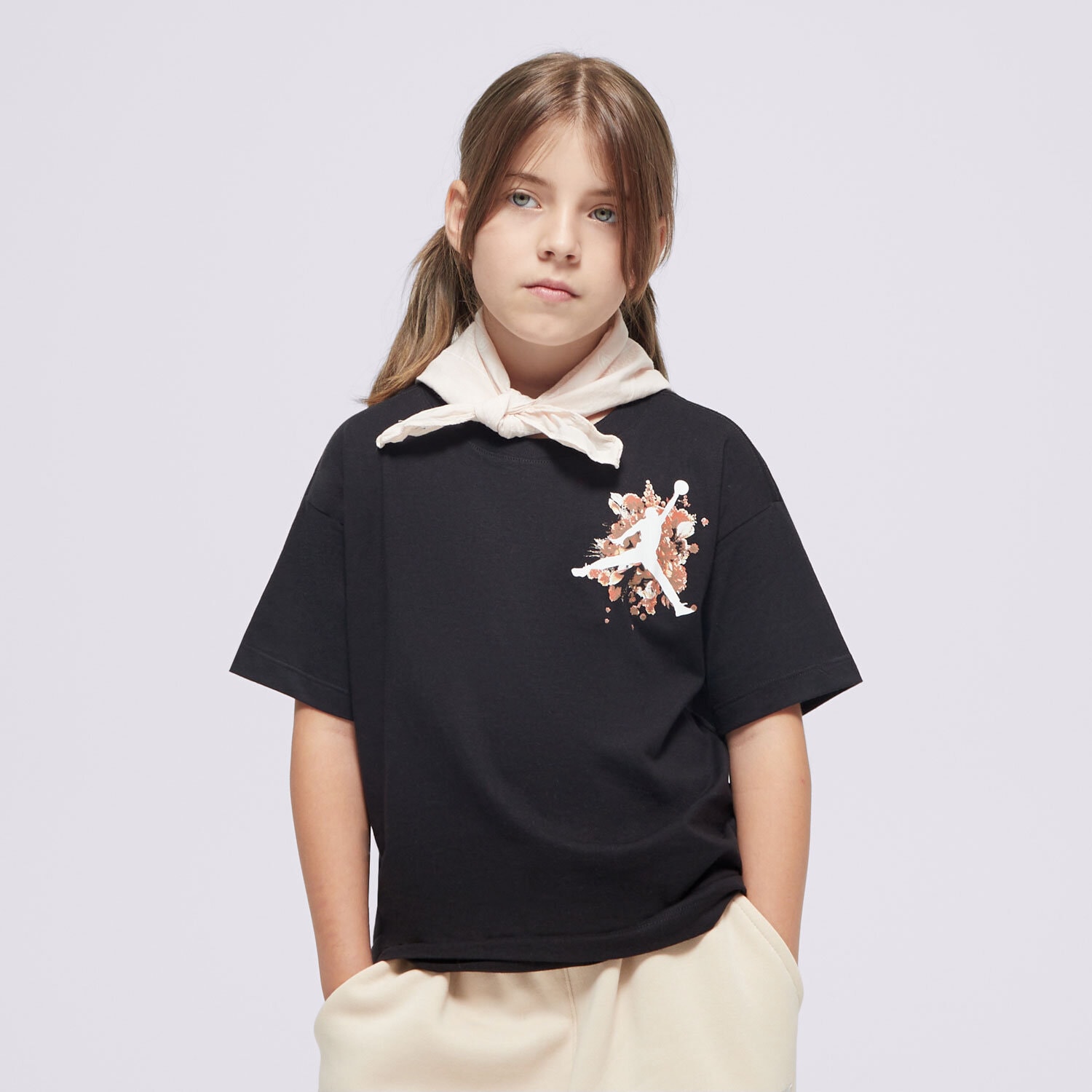 Koszulka, t-shirt dla dzieci JORDAN T-SHIRT JDG FLORAL JUMPMAN SS TEE GIRL 45D450-023 CZARNY