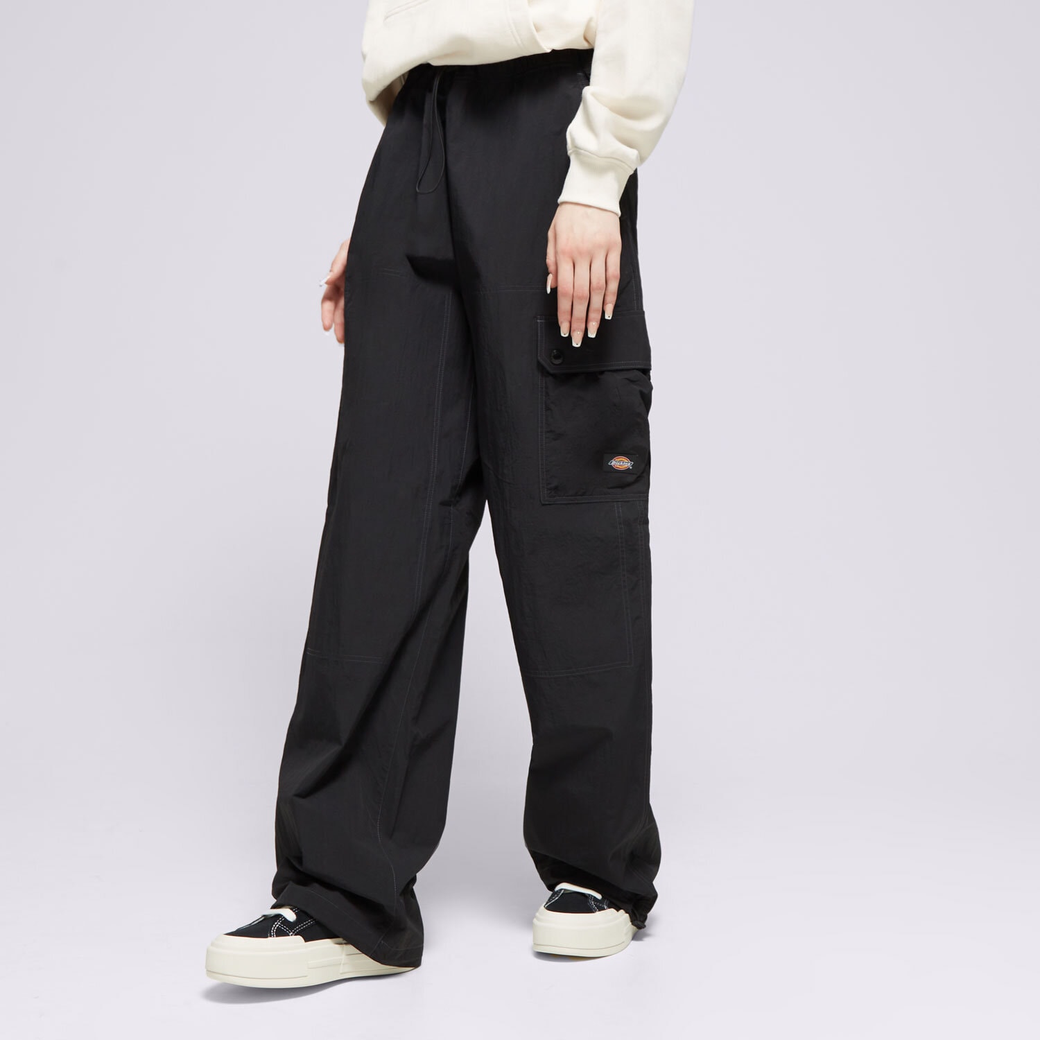 Spodnie sportowe damskie DICKIES SPODNIE JACKSON CARGO DK0A4YJCBLK1 CZARNY