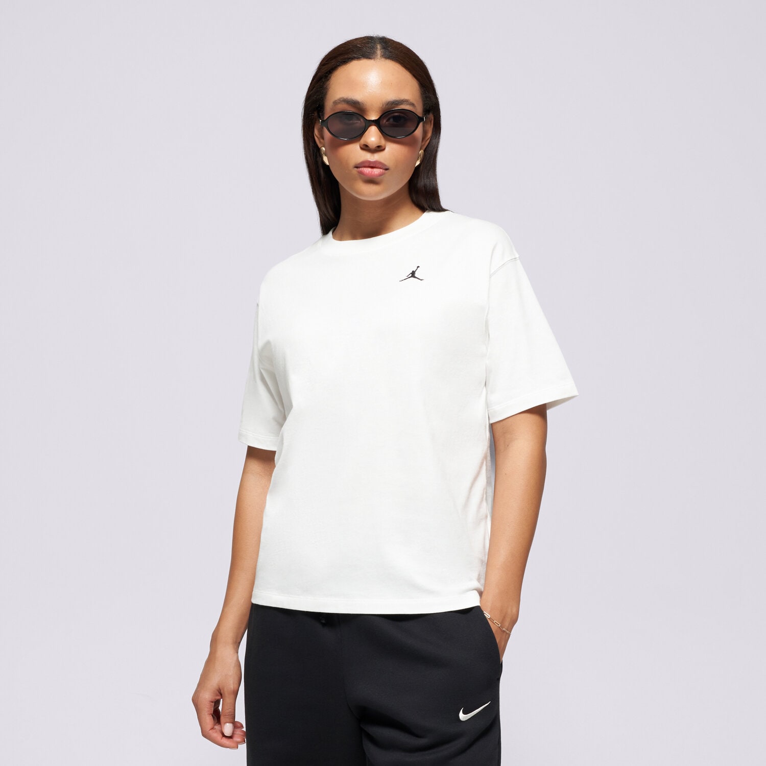 Koszulka, t-shirt damski JORDAN T-SHIRT ESSENTIALS FN4500-101 BIAŁY