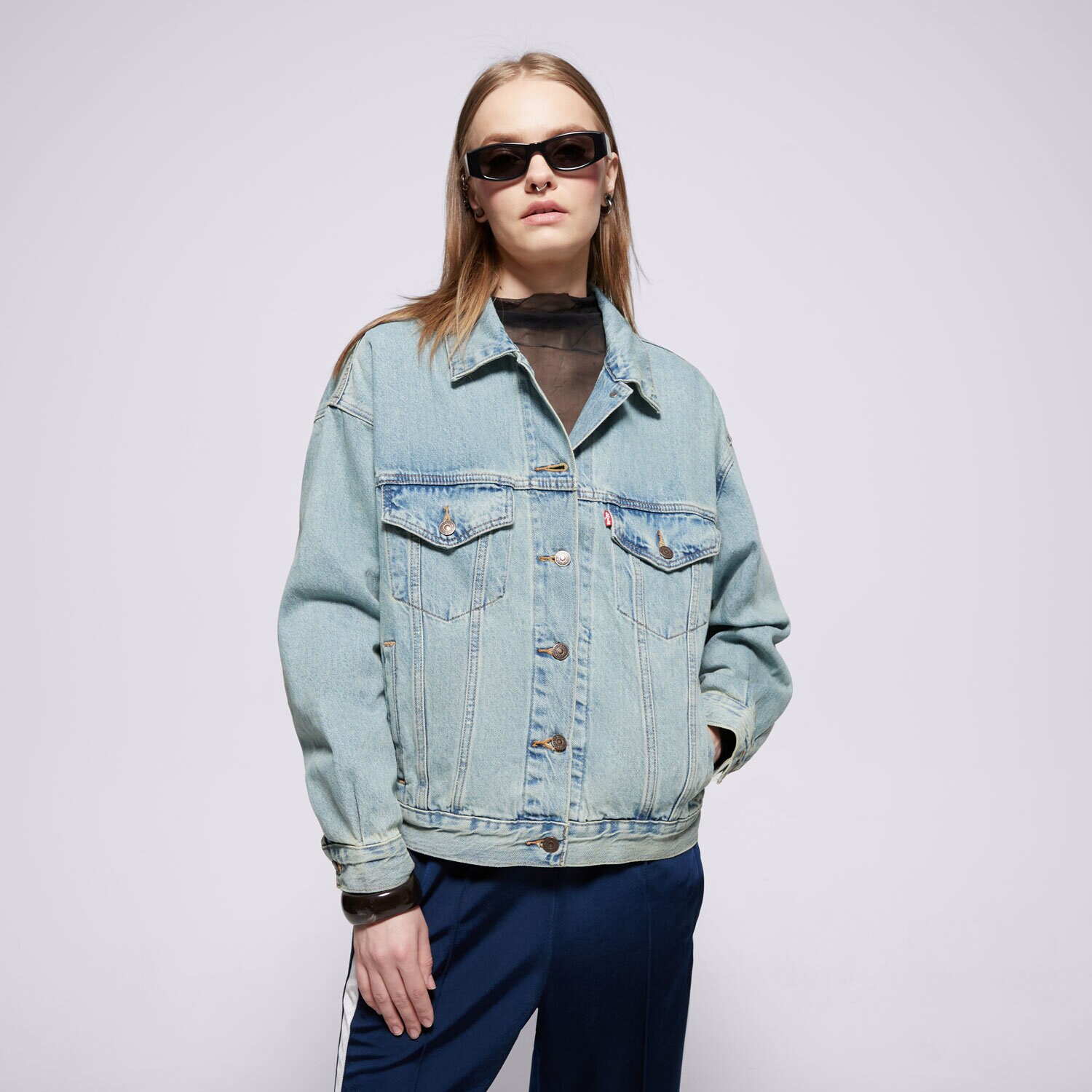Kurtka wiosenna / jesienna damska LEVI'S KURTKA 90S TRUCKER A1743-0135 NIEBIESKI