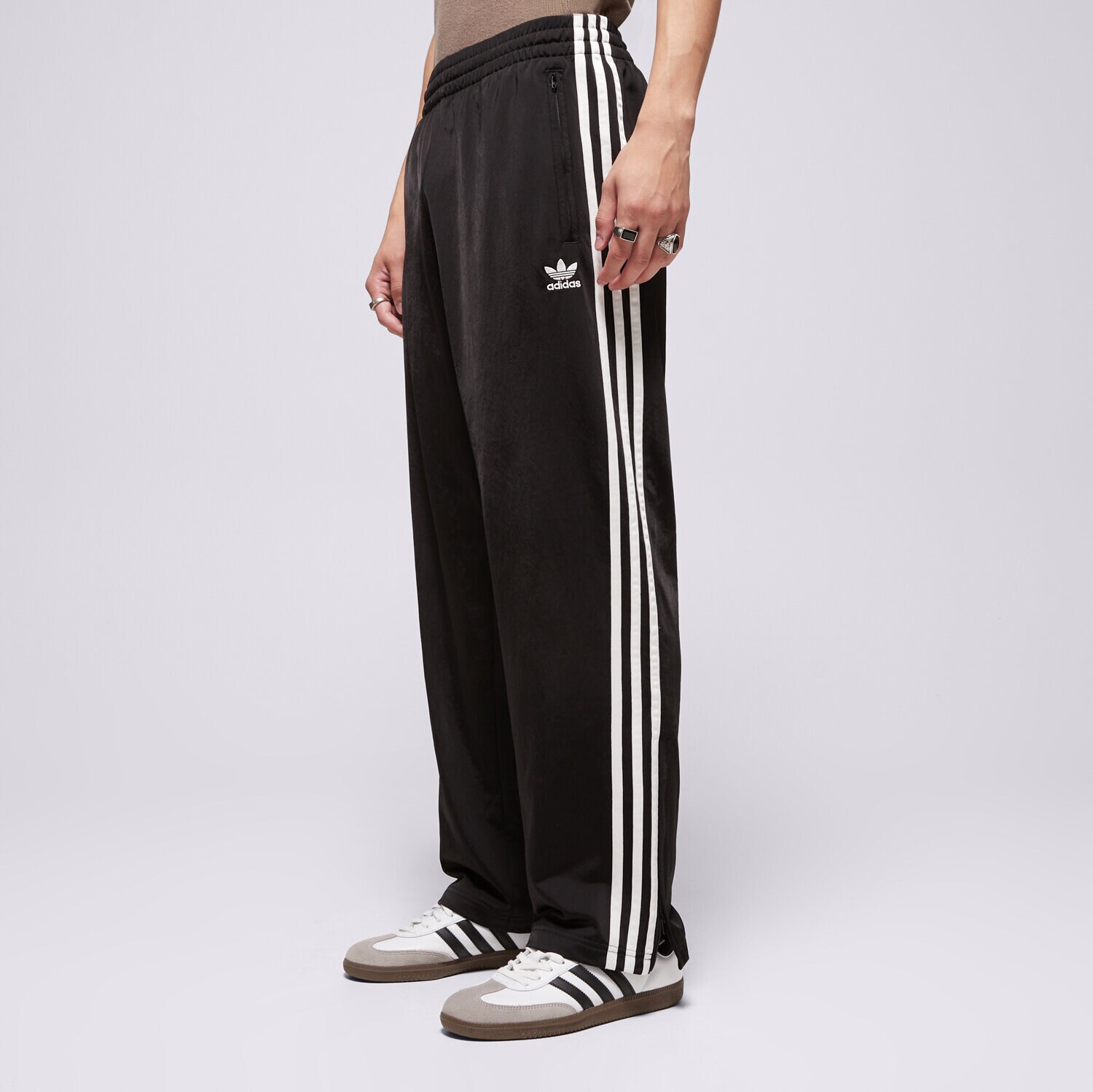 Spodnie sportowe męskie ADIDAS SPODNIE FIREBIRD IJ7055 CZARNY