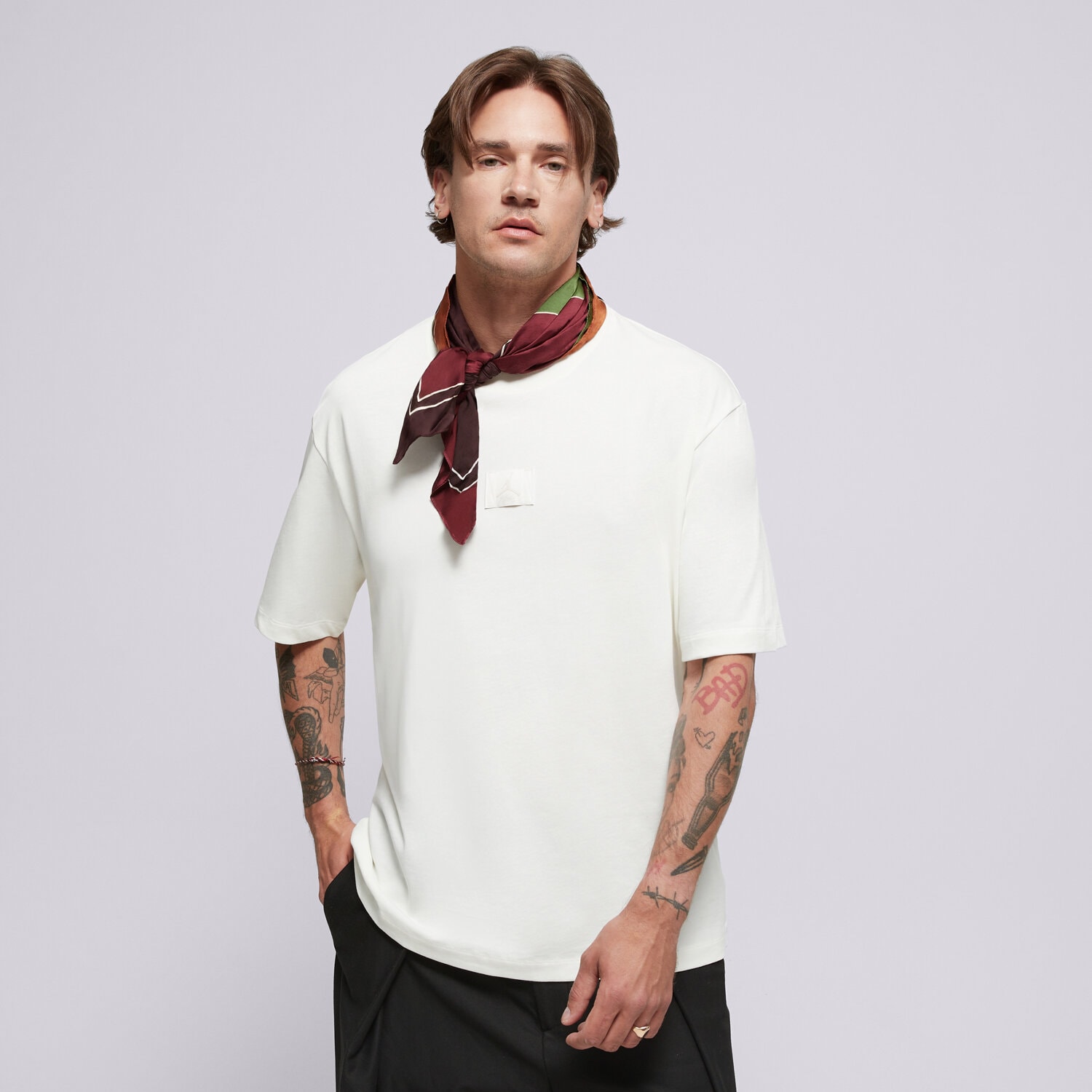Koszulka, t-shirt sportowy męski JORDAN T-SHIRT M J FLT ESS 85 SS CREW FZ1912-133 BIAŁY