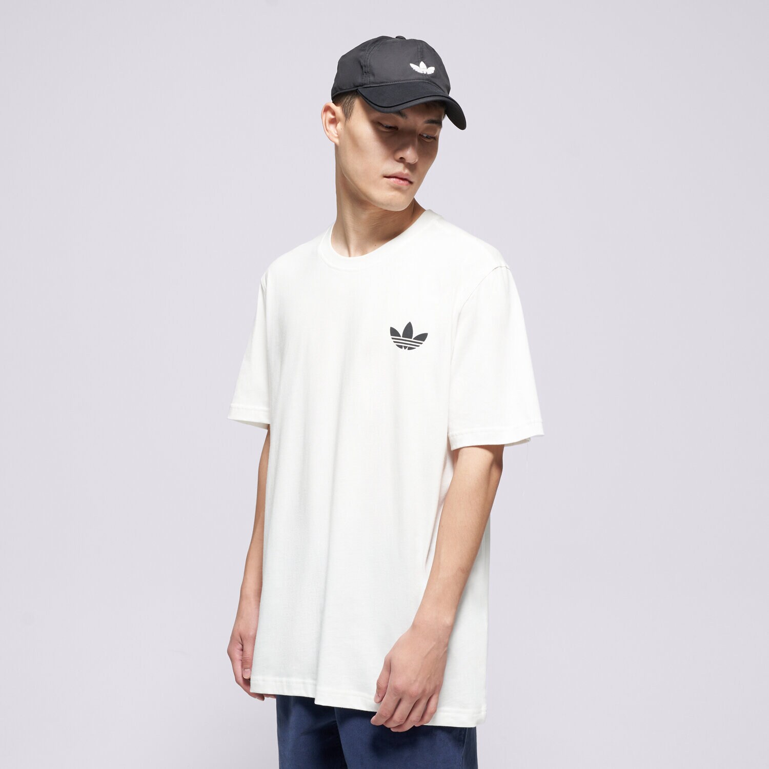 Koszulka, t-shirt sportowy męski ADIDAS T-SHIRT PIZZA BOX TEE HY2073 BIAŁY