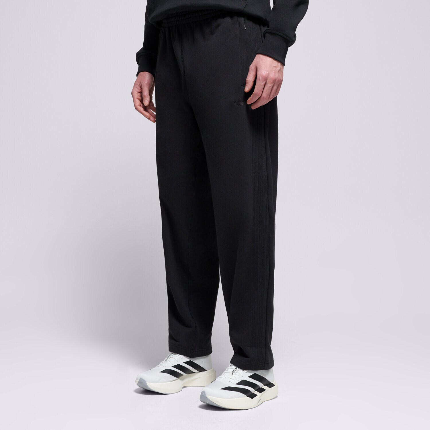 Spodnie sportowe męskie ADIDAS SPODNIE P ESS WIDE PT JC9576 CZARNY