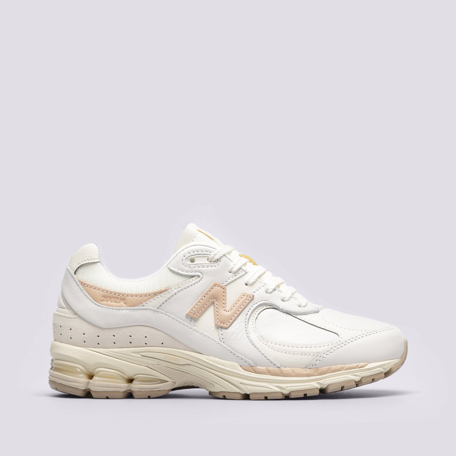 Buty sneakersy damskie NEW BALANCE 2002  M2002RVF BIAŁY