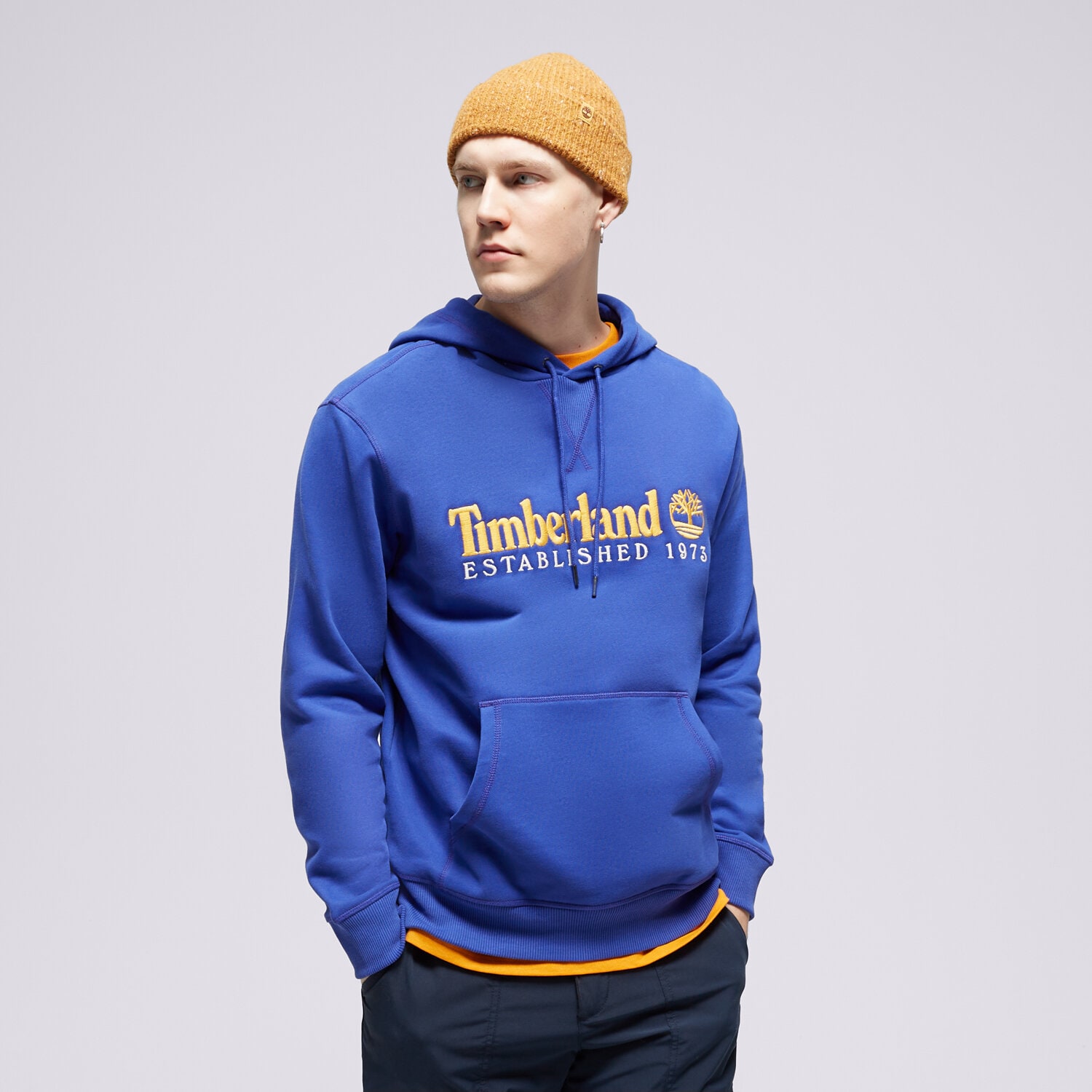 Bluza męska TIMBERLAND BLUZA Z KAPTUREM LS 50TH ANNIVERSARY EST. 1973 TB0A6S5WED51 NIEBIESKI