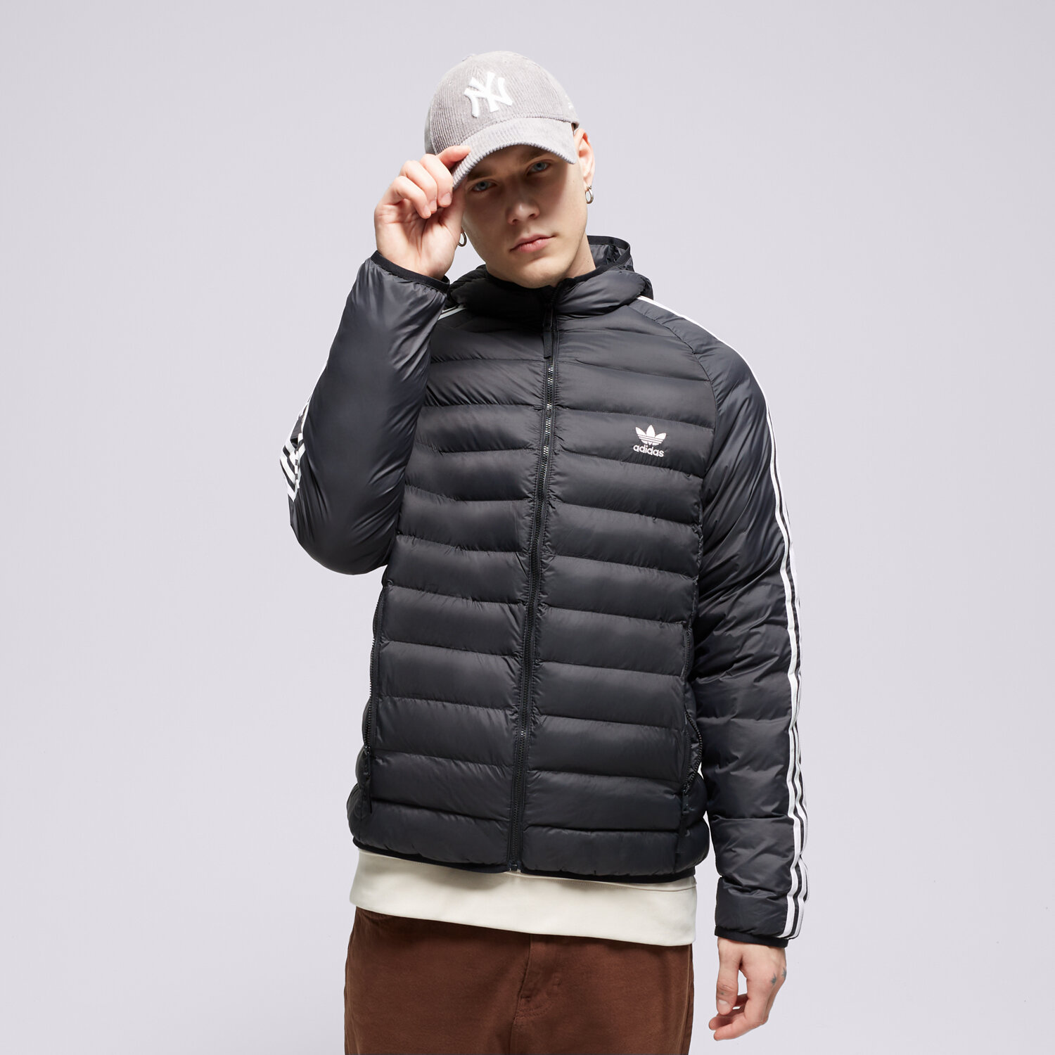Kurtka zimowa męska ADIDAS KURTKA PUCHOWA PAD HOODED PUFF IL2563 CZARNY