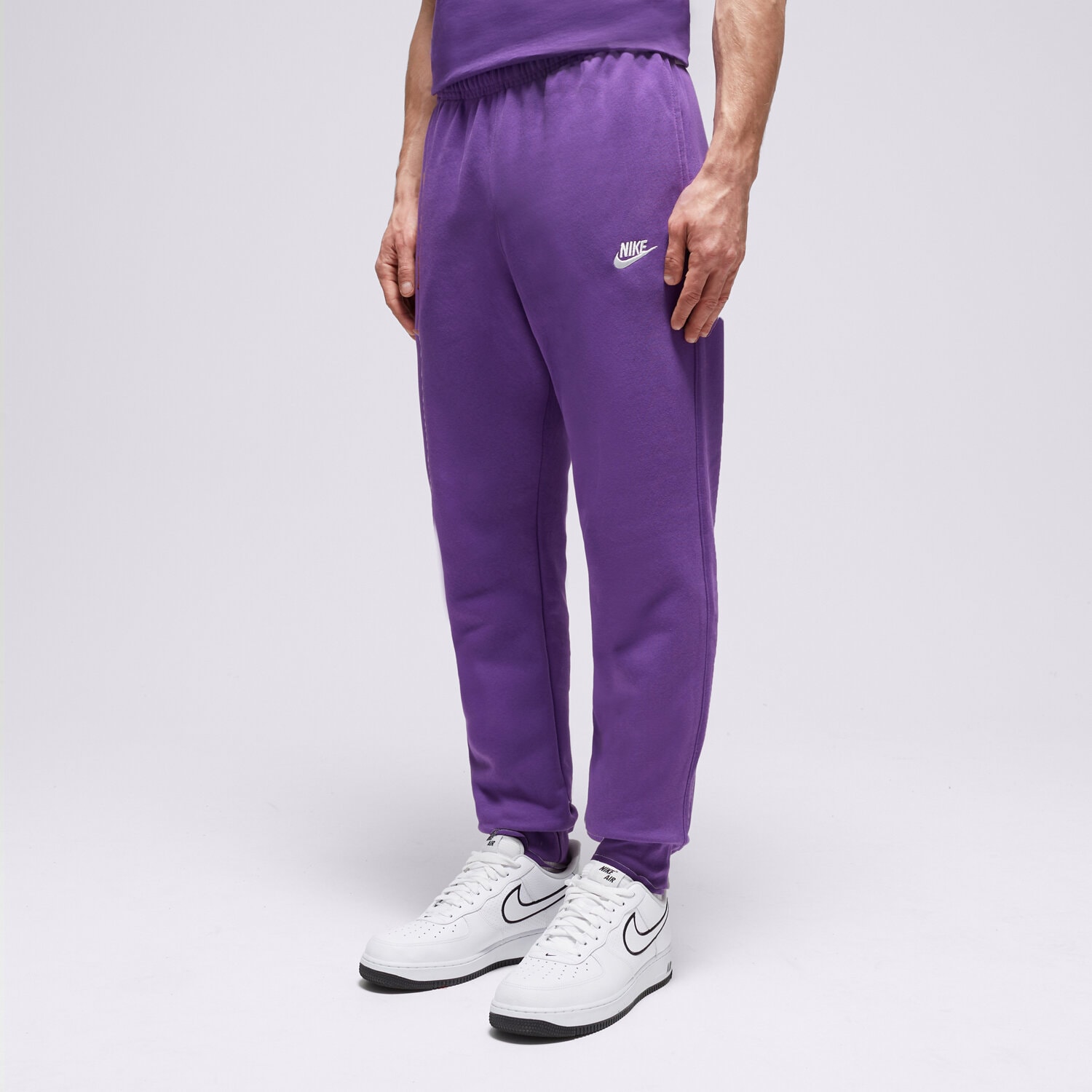Spodnie sportowe męskie NIKE SPODNIE SPORTSWEAR CLUB FLEECE BV2671-599 FIOLETOWY