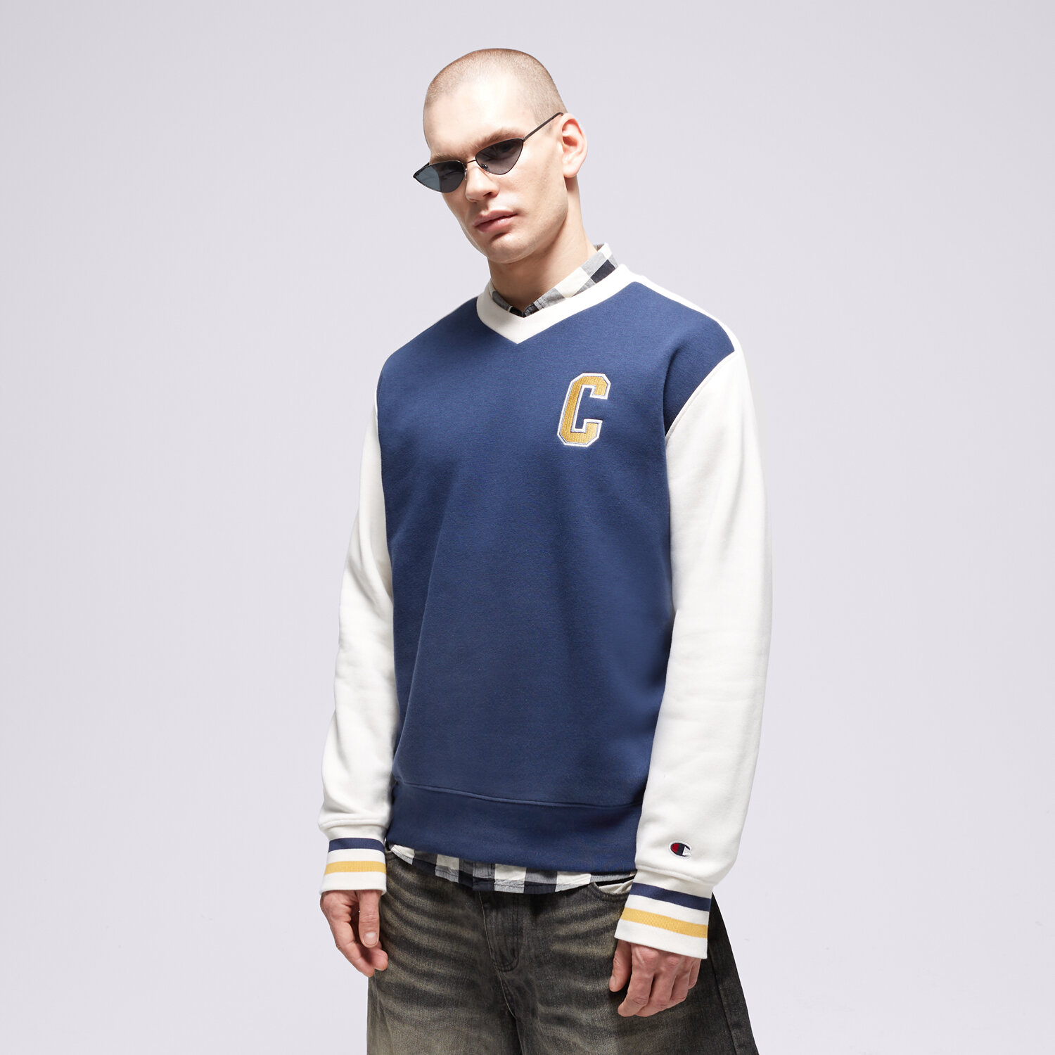 Bluza męska CHAMPION BLUZA V-NECK SWEATSHIRT 219176BS561 GRANATOWY