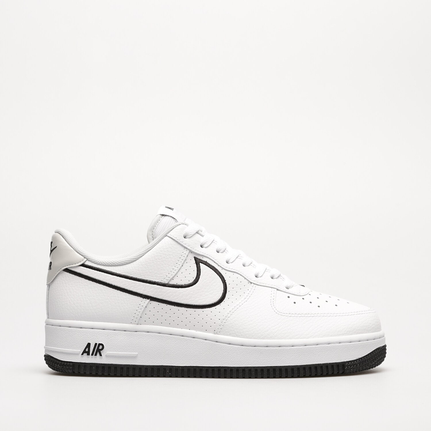 Buty sneakersy męskie NIKE AIR FORCE 1 '07  FJ4211-100 BIAŁY