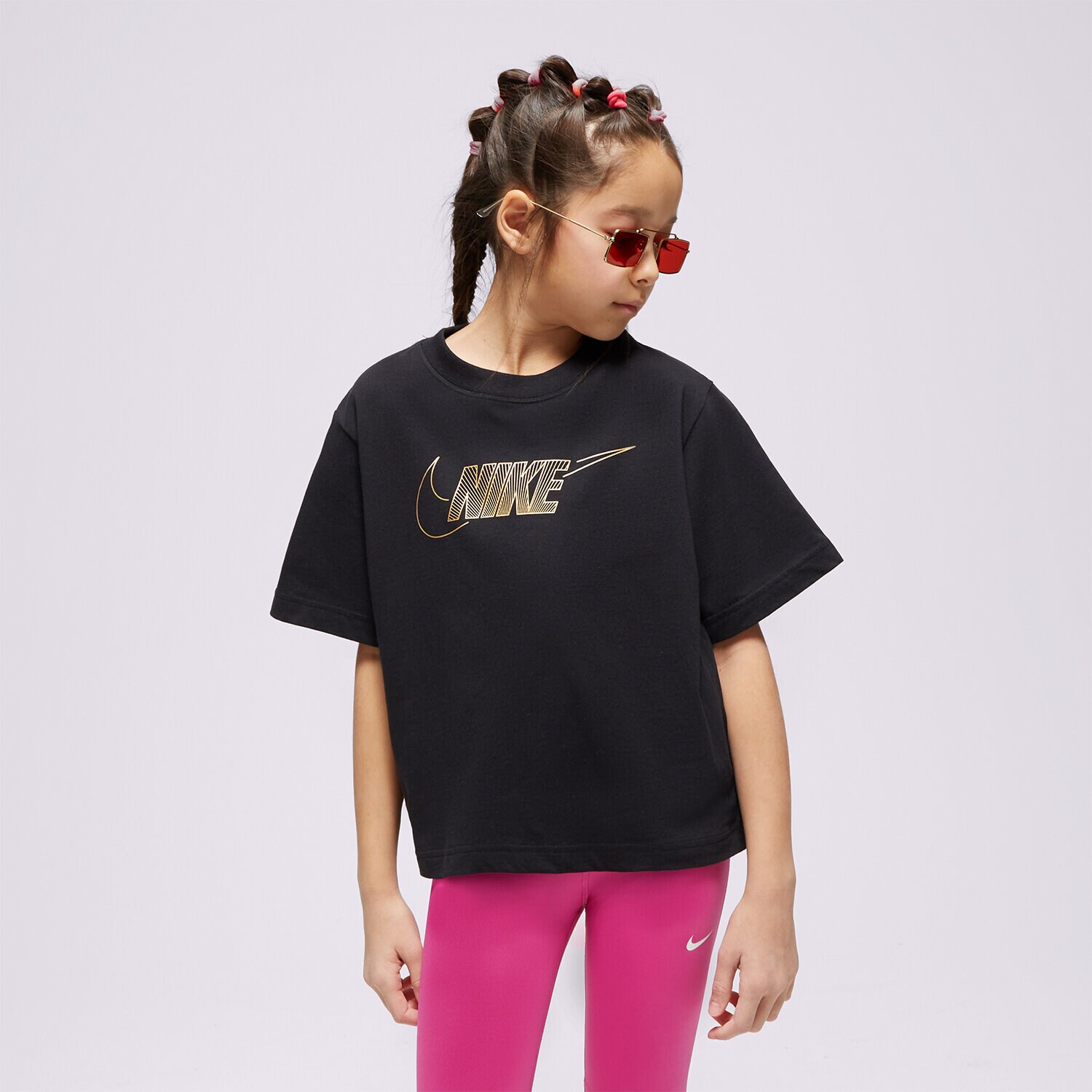 Koszulka, t-shirt dla dzieci NIKE T SHIRT G NSW TEE BOXY METALLIC HBR GIRL FJ6785-010 CZARNY