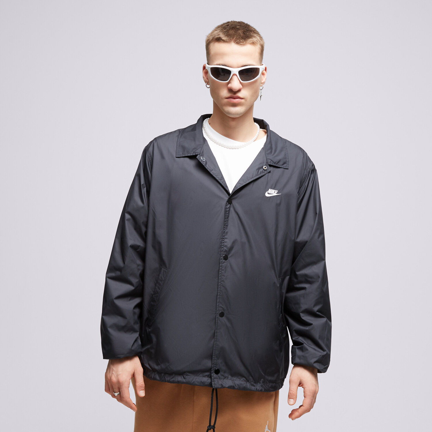 Kurtka wiosenna / jesienna męska NIKE KURTKA M NK CLUB COACHES JKT FN3316-010 CZARNY