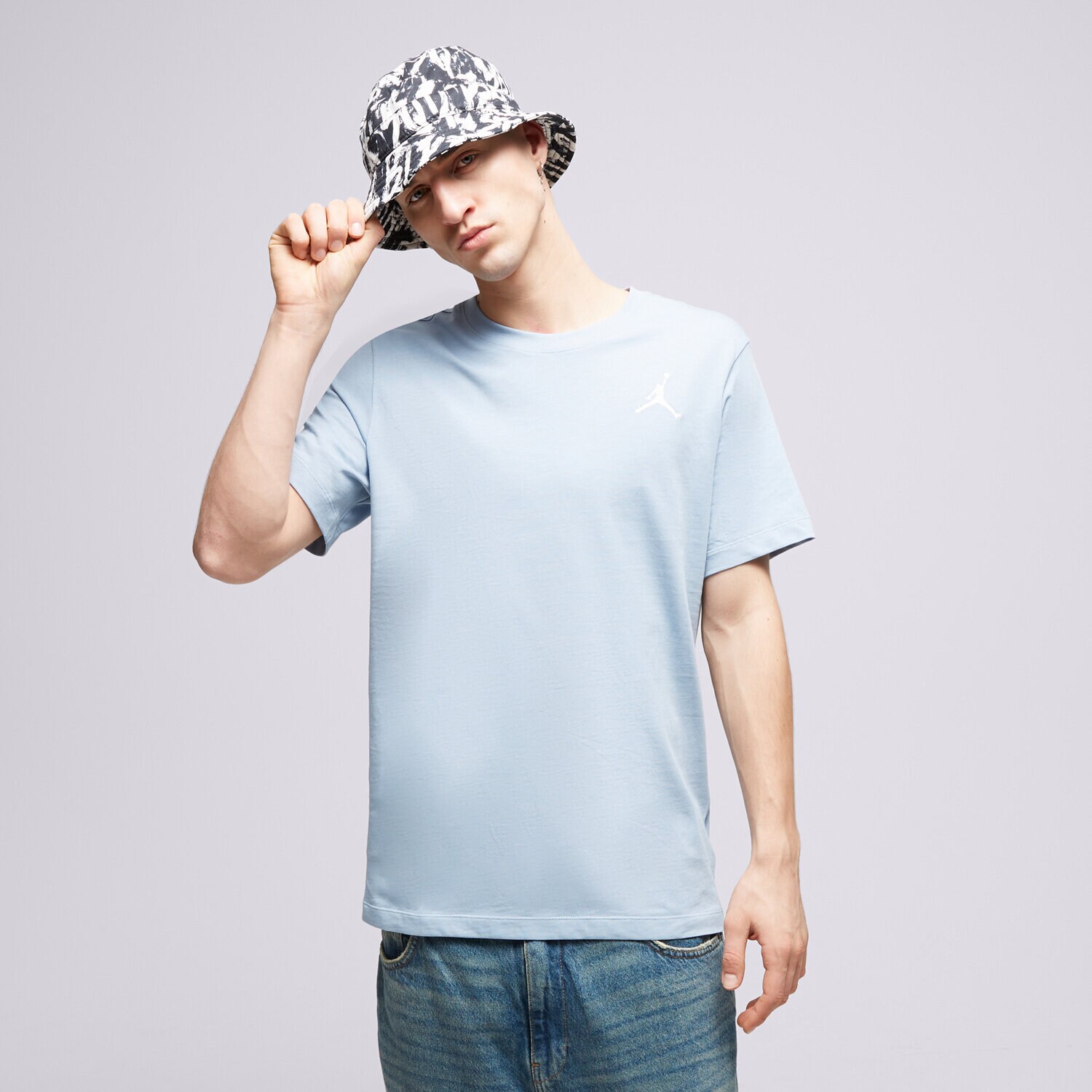 Koszulka, t-shirt sportowy męski JORDAN T-SHIRT M J JUMPMAN EMB SS CREW DC7485-436 NIEBIESKI