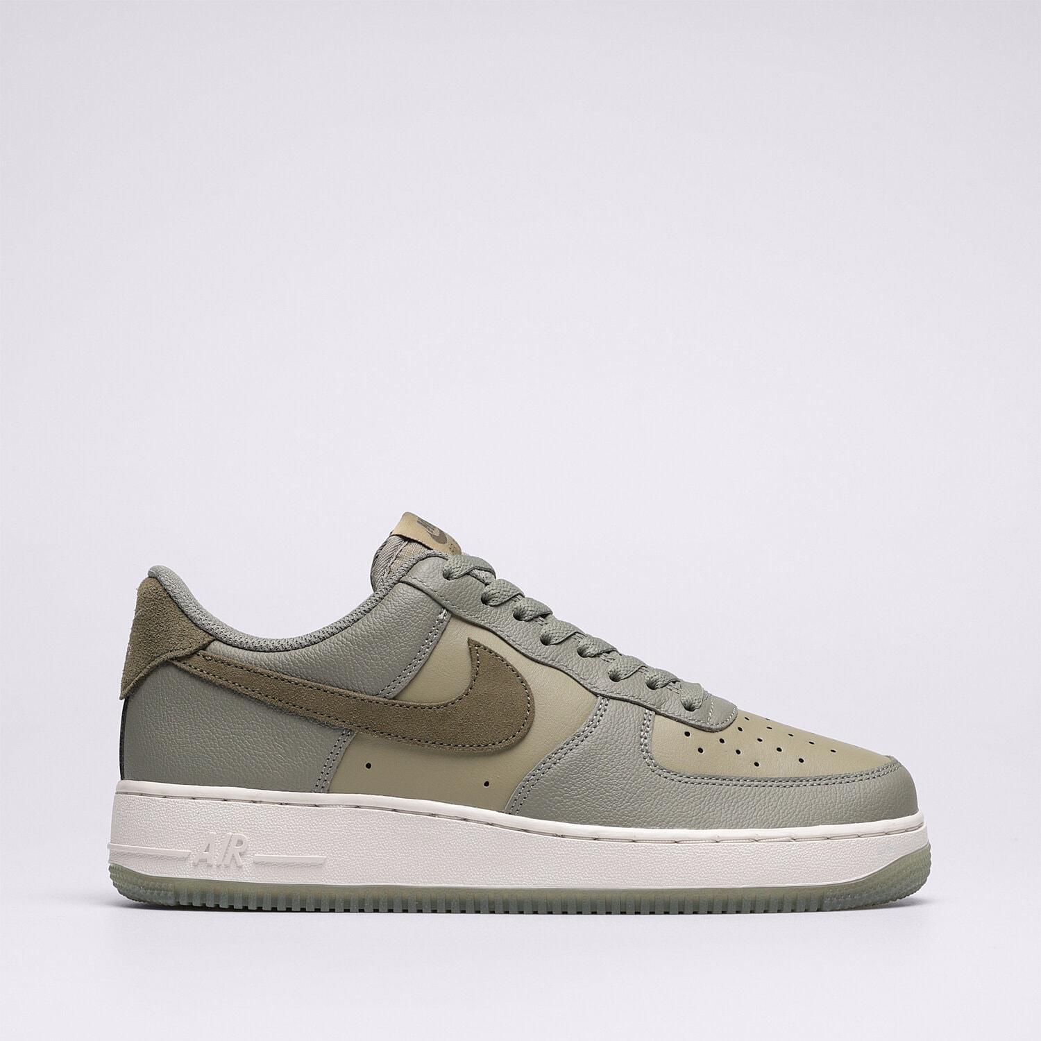 Buty sneakersy męskie NIKE AIR FORCE 1 '07 LV8 FJ4170-002 KHAKI