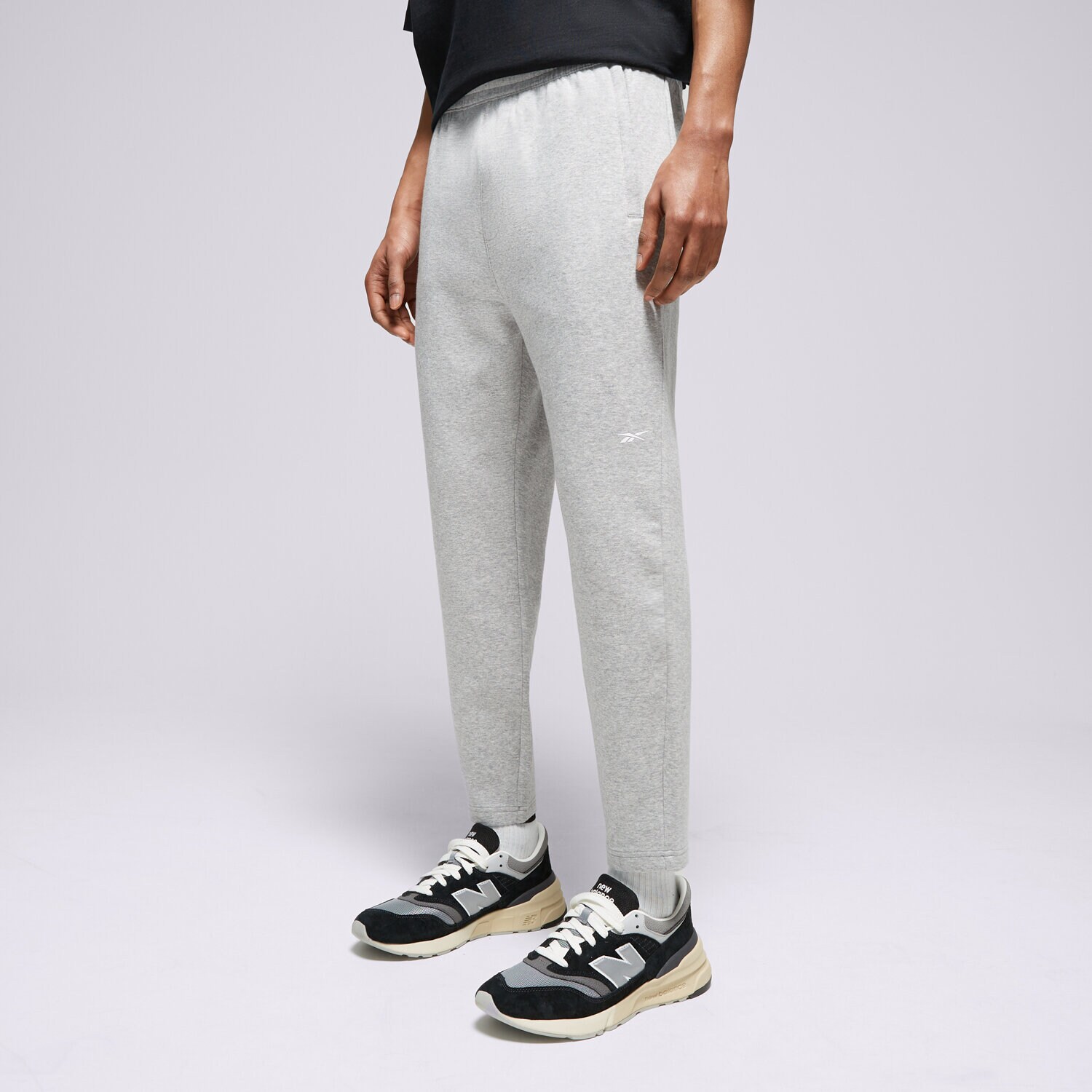 Spodnie sportowe męskie REEBOK ACTIV COLL DREAMBLEND PANT 100075606 SZARY