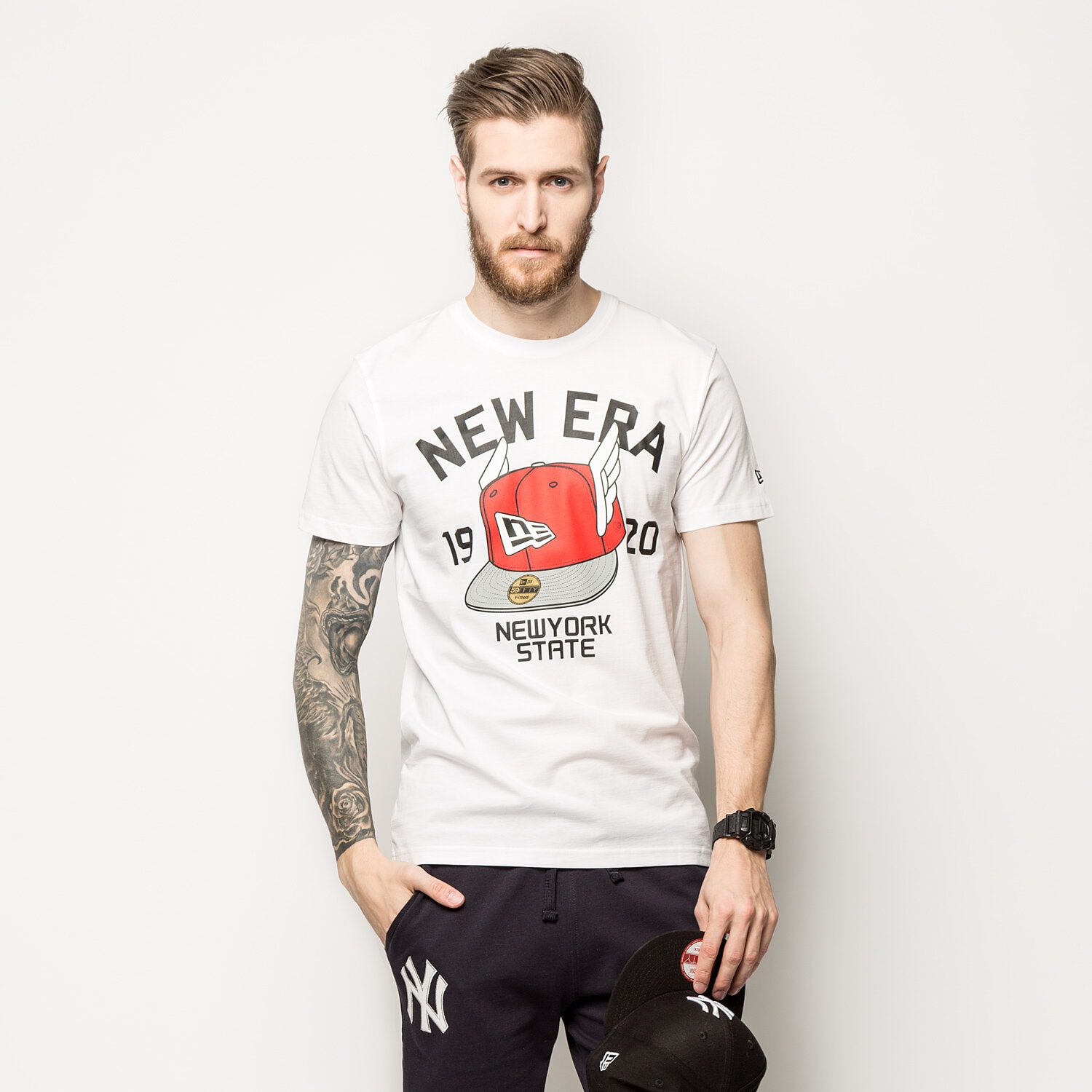 Koszulka, t-shirt sportowy męski NEW ERA T-SHIRT FLY CAP NE OPTIC WHT 11243140 BIAŁY