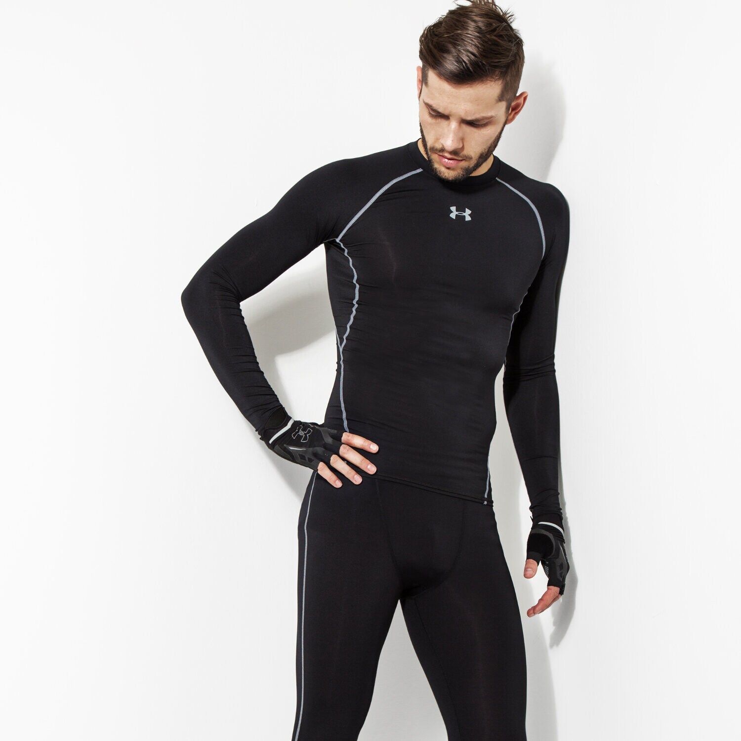 Koszulka, t-shirt sportowy męski UNDER ARMOUR T-SHIRT LS HEATGE AR COMPRESSION 1257471001 CZARNY