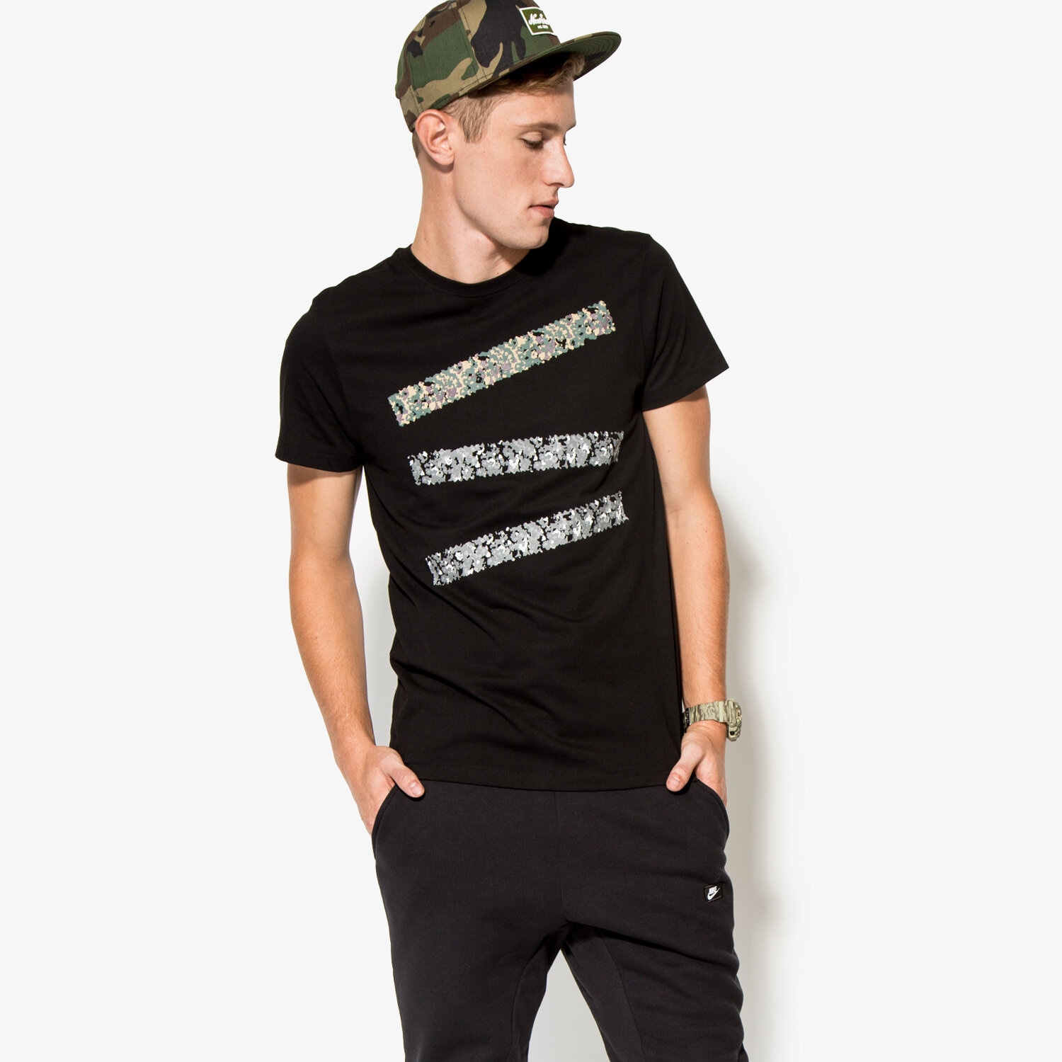 Koszulka, t-shirt sportowy męski CONFRONT T-SHIRT AMBER CF36TSM13001 CZARNY