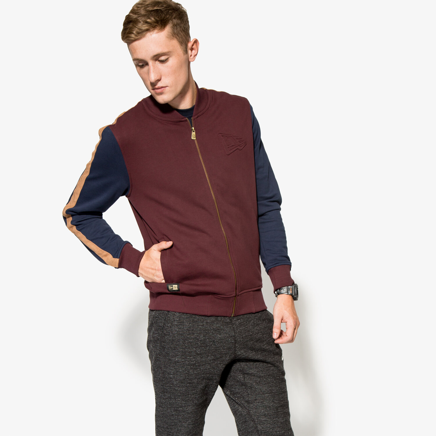 Bluza męska NEW ERA BLUZA CRAFTED FLC VARSITY 11278390 BORDOWY