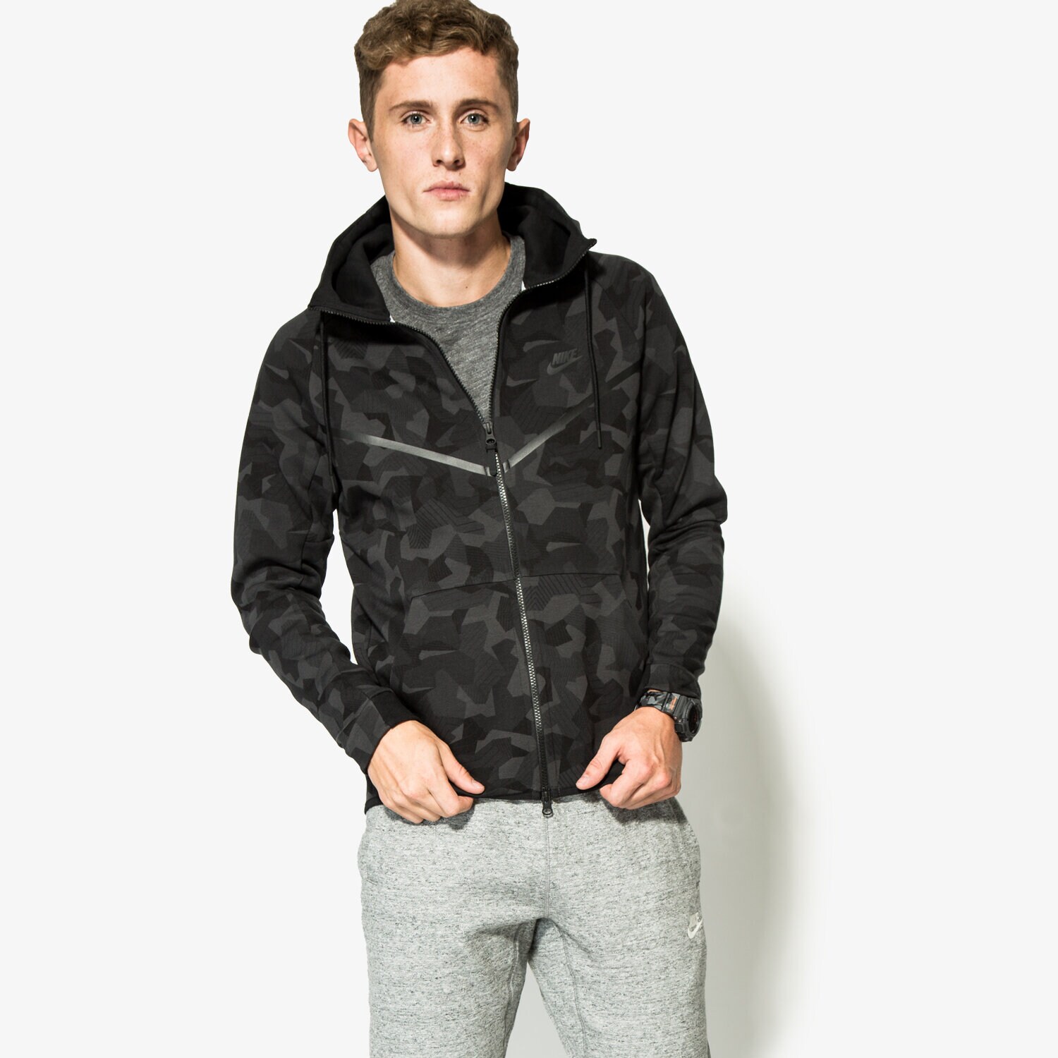 Bluza męska NIKE BLUZA M NSW TCH FLC WR AOP 835866021 SZARY