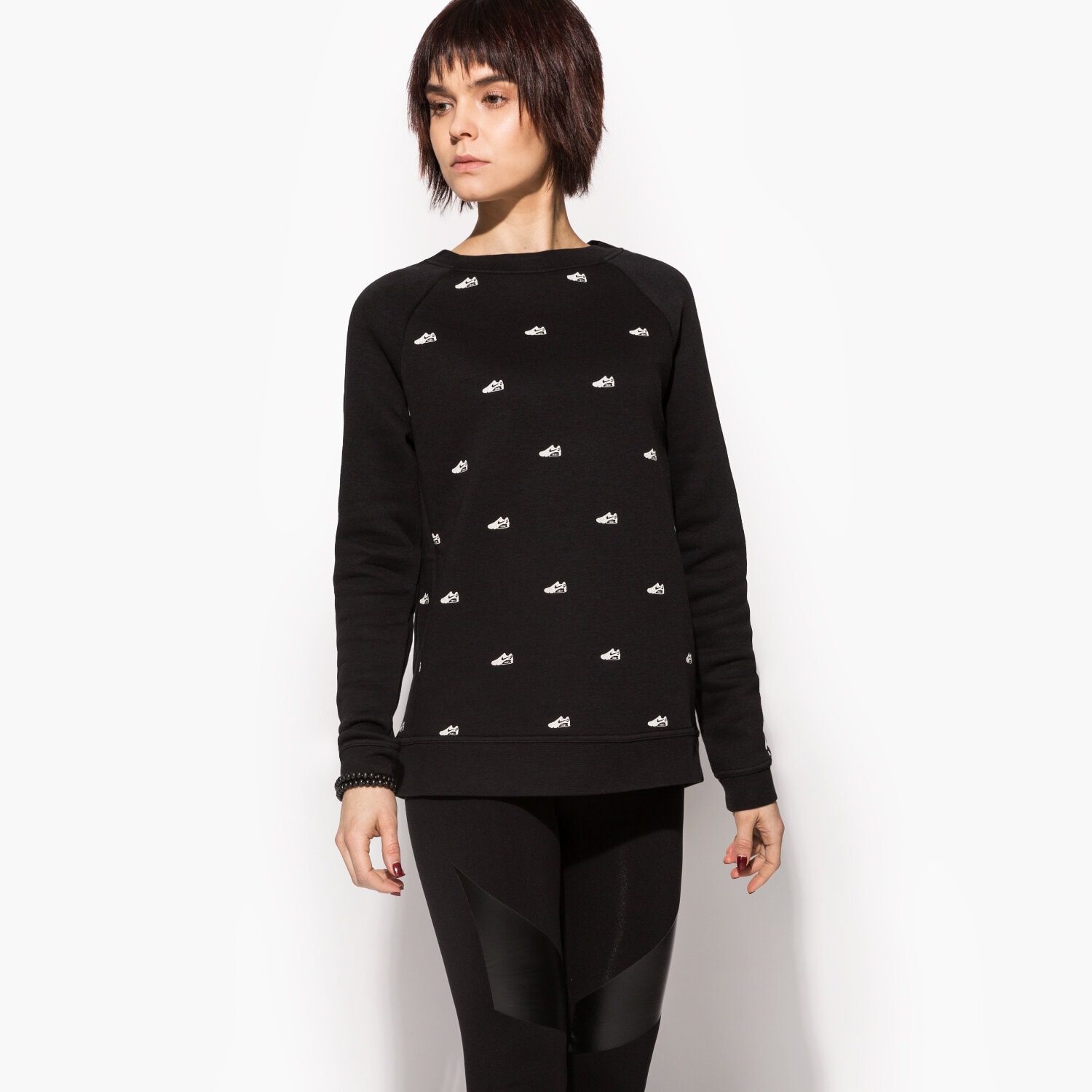 Bluza damska NIKE BLUZA RALLY CRW AOP2 829715010 CZARNY