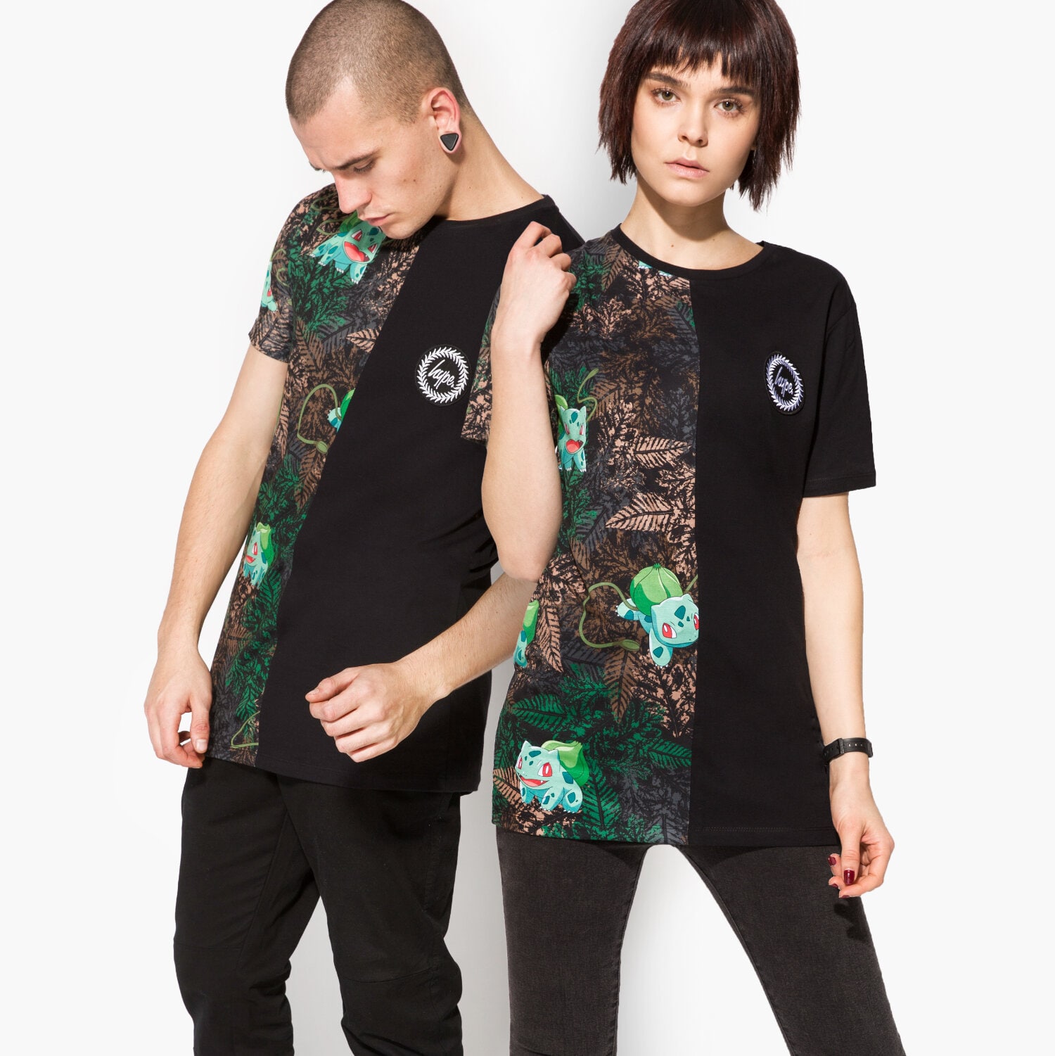 Koszulka, t-shirt damski HYPE T-SHIRT SS BULBASAUR CAMO HALF HPOK006 CZARNY
