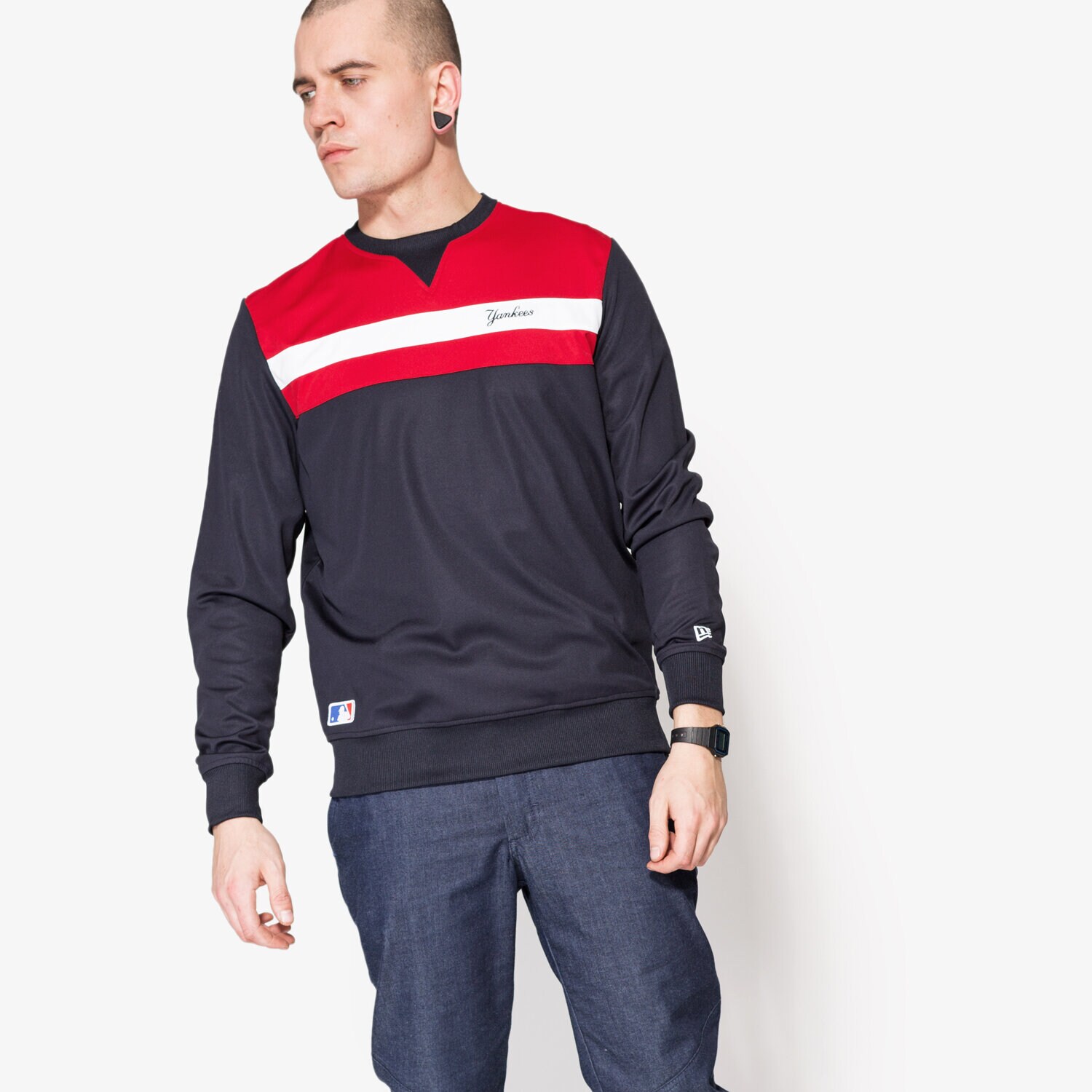 Bluza męska NEW ERA BLUZA BORDER EDGE CREW NECK NY YANKEES NVY 11372573 GRANATOWY