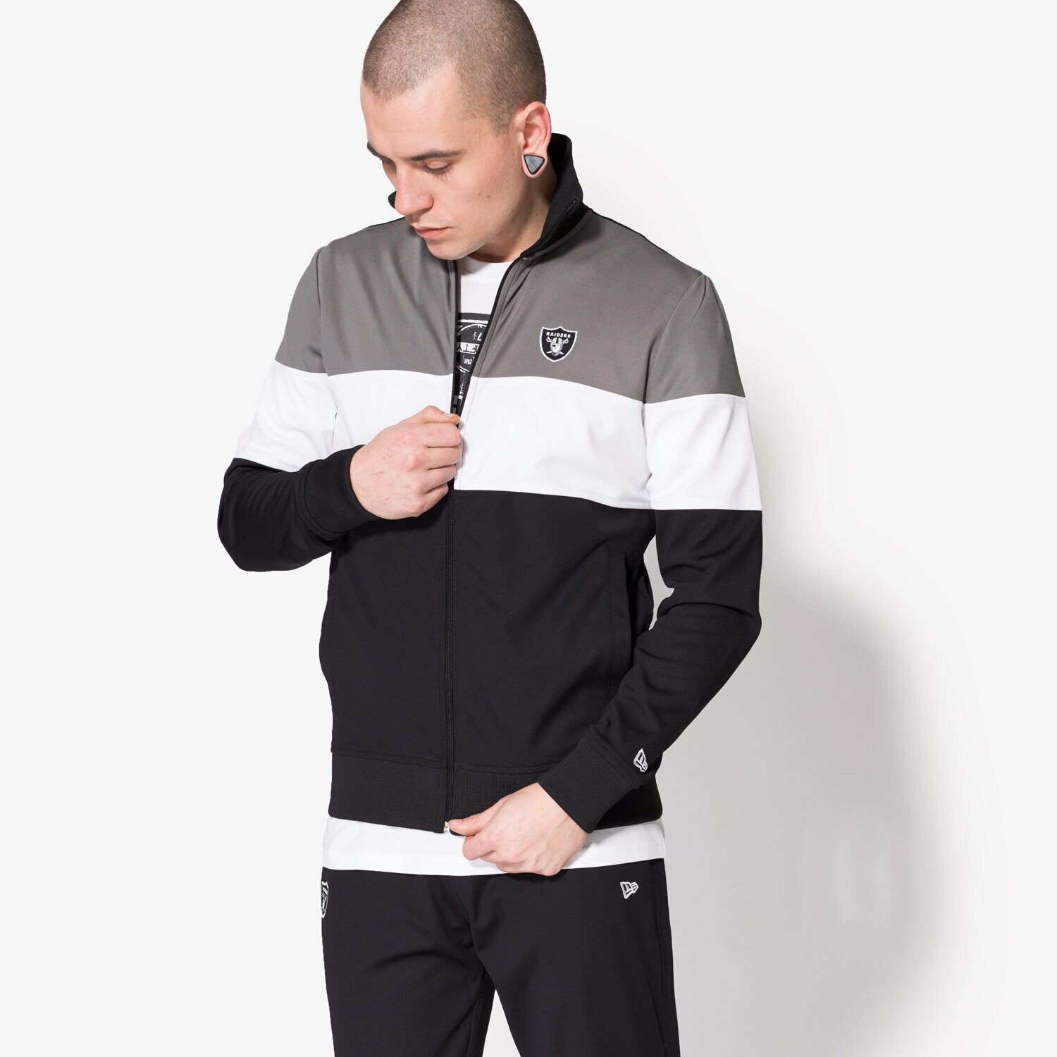Bluza męska NEW ERA BLUZA BORDER EDGE JKT OAK RAIDERS BLK 11372564 CZARNY