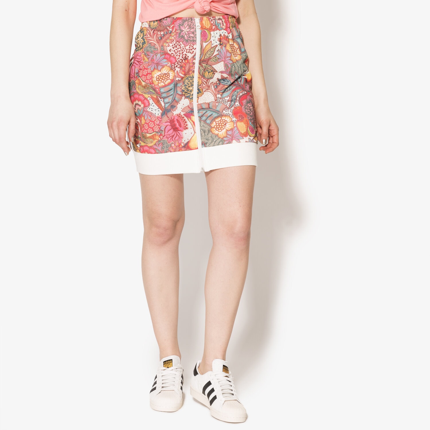 Modna sukienka sportowa ADIDAS SPÓDNICZKA F TRACKSKIRT BJ8412 MULTICOLOR