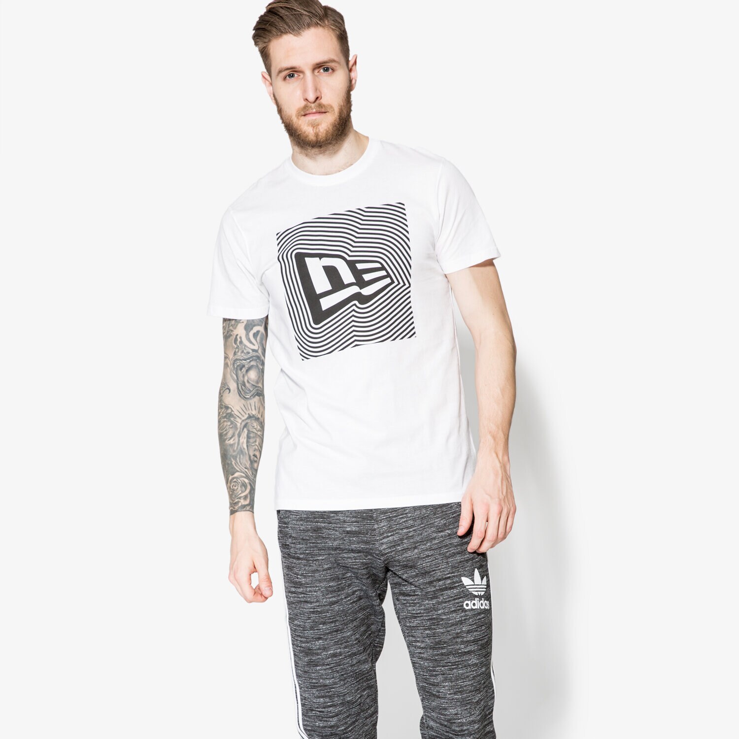Koszulka, t-shirt sportowy męski NEW ERA KOSZULKA FLAG WAVE WHT 11450951 BIAŁY