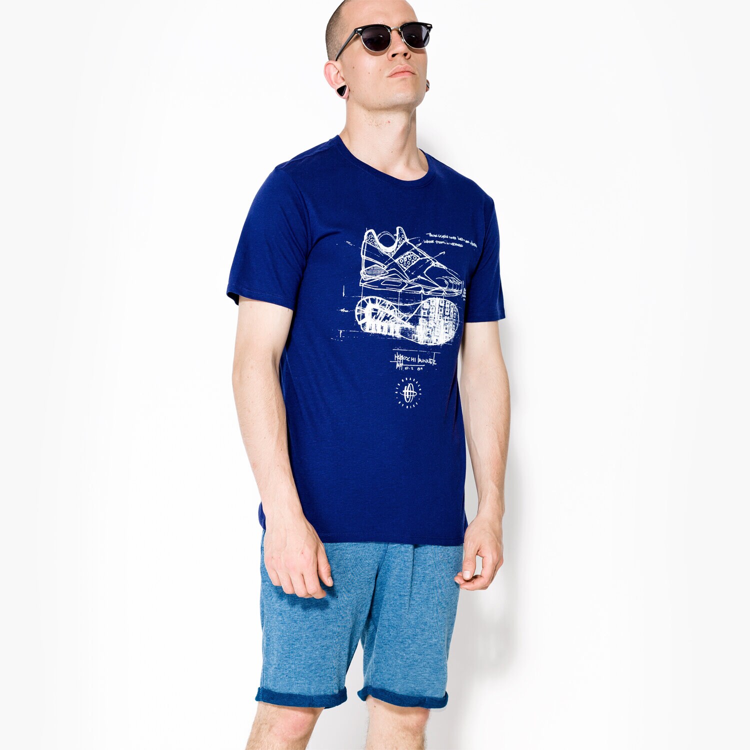 Koszulka, t-shirt sportowy męski NIKE T-SHIRT SS TEE HUARACHE 840327429 GRANATOWY