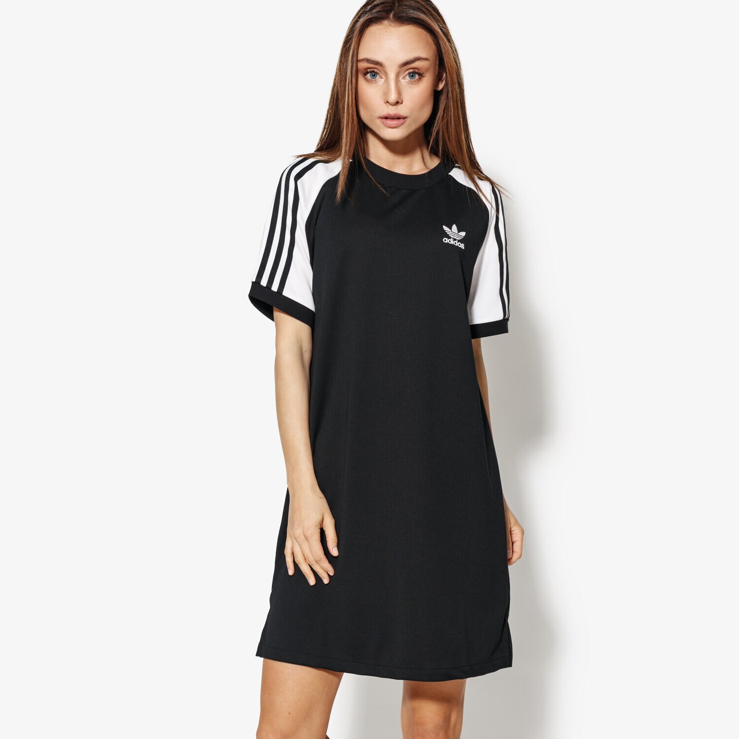 Modna sukienka sportowa ADIDAS SUKIENKA RAGLAN DRESS CE4961 CZARNY