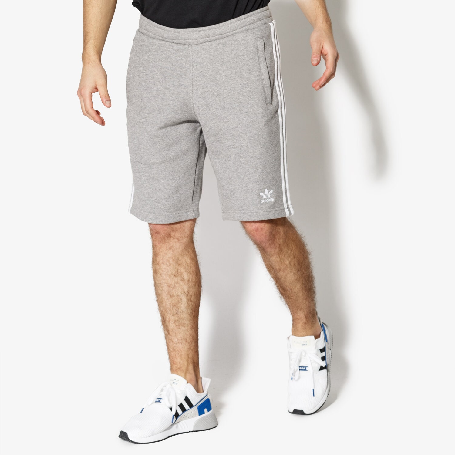 Krótkie spodenki, szorty męskie ADIDAS SZORTY 3-STRIPES SHORT CY4570 SZARY