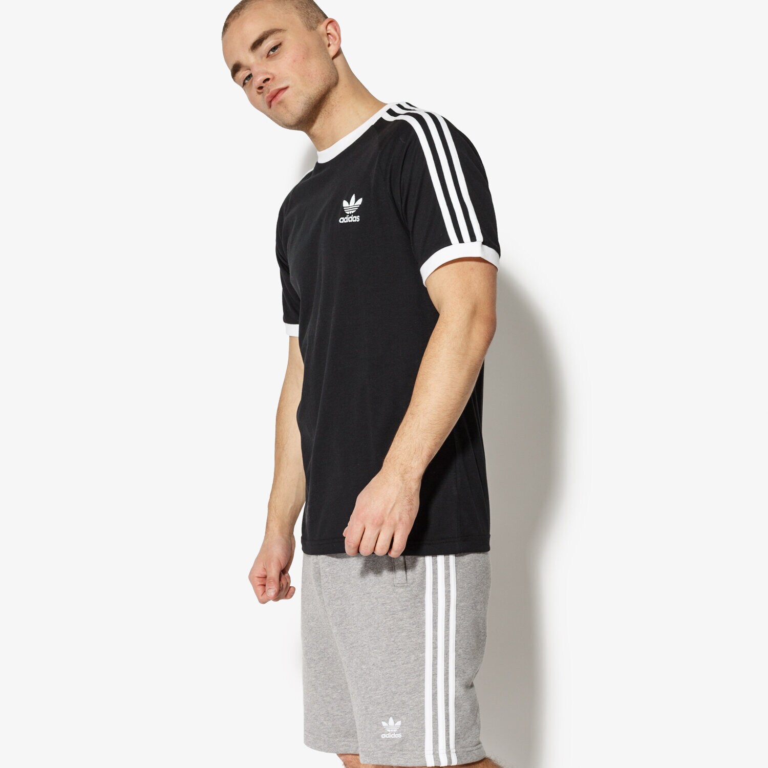 Koszulka, t-shirt sportowy męski ADIDAS T-SHIRT SS 3-STRIPES TEE CW1202 CZARNY