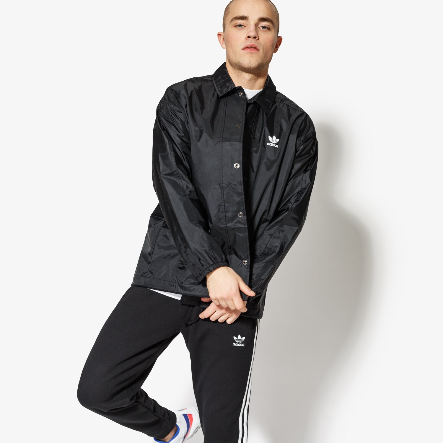Kurtka wiosenna / jesienna męska ADIDAS KURTKA TREF COACH-JKT CW1313 CZARNY